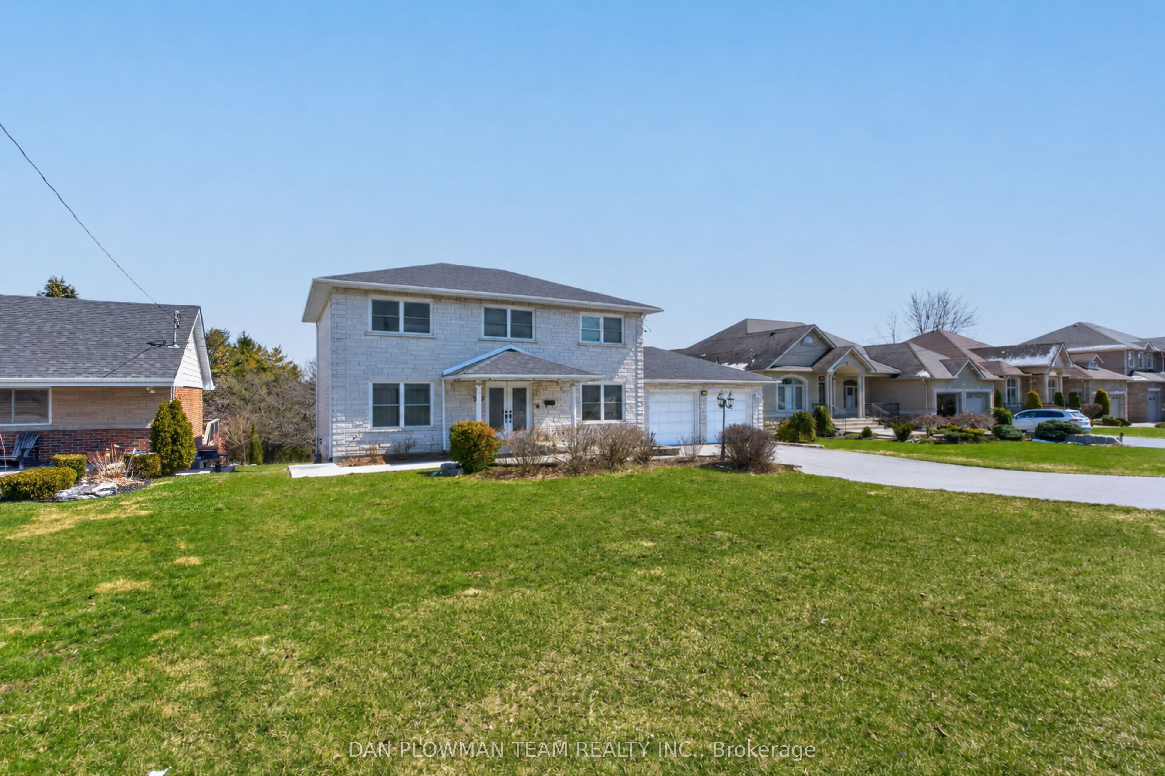 357 Powell Road, Whitby, ON L1N 2H5 photo 2