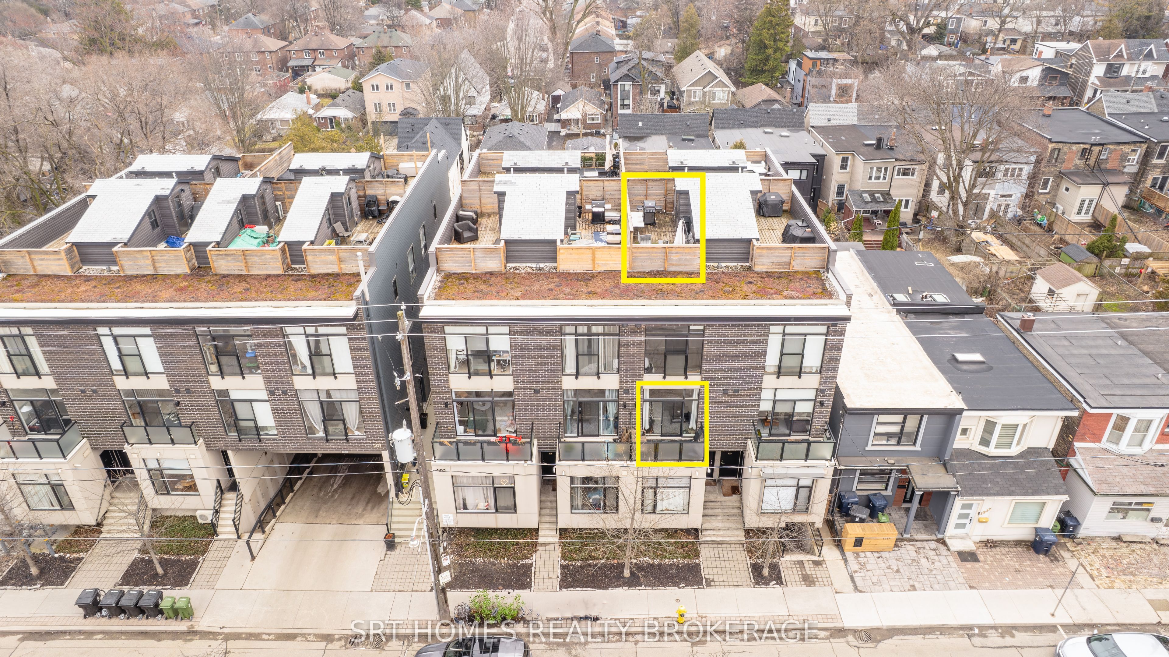 1321 Gerrard Street E 3, Toronto, ON M4L 1Y8