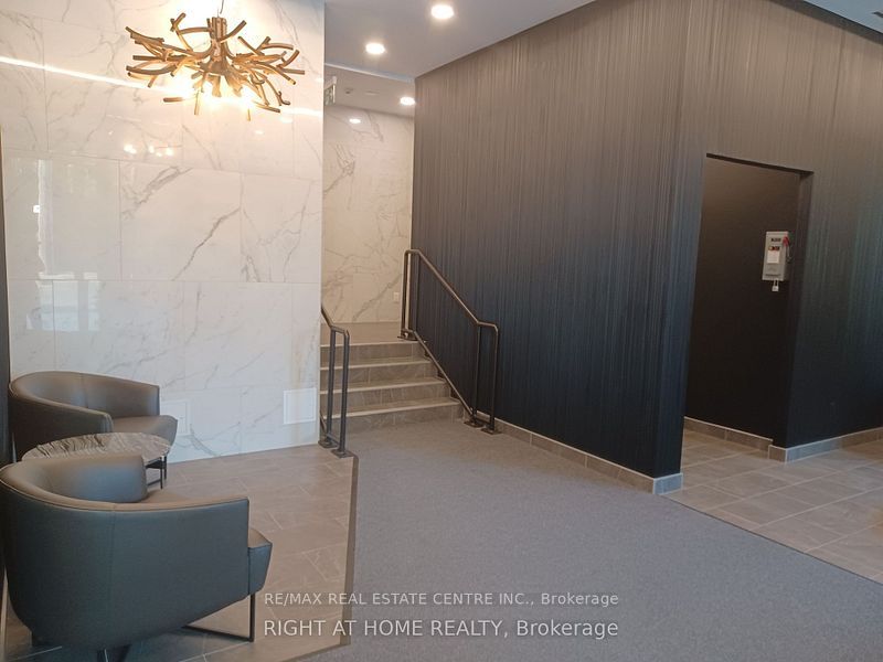1400 Kingston Road 102, Toronto, ON M1N 1R3 photo 4