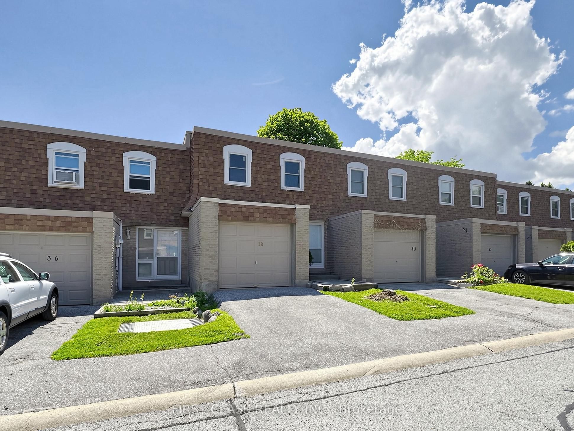850 Huntingwood Drive 38, Toronto, ON M1T 2L9 photo 2