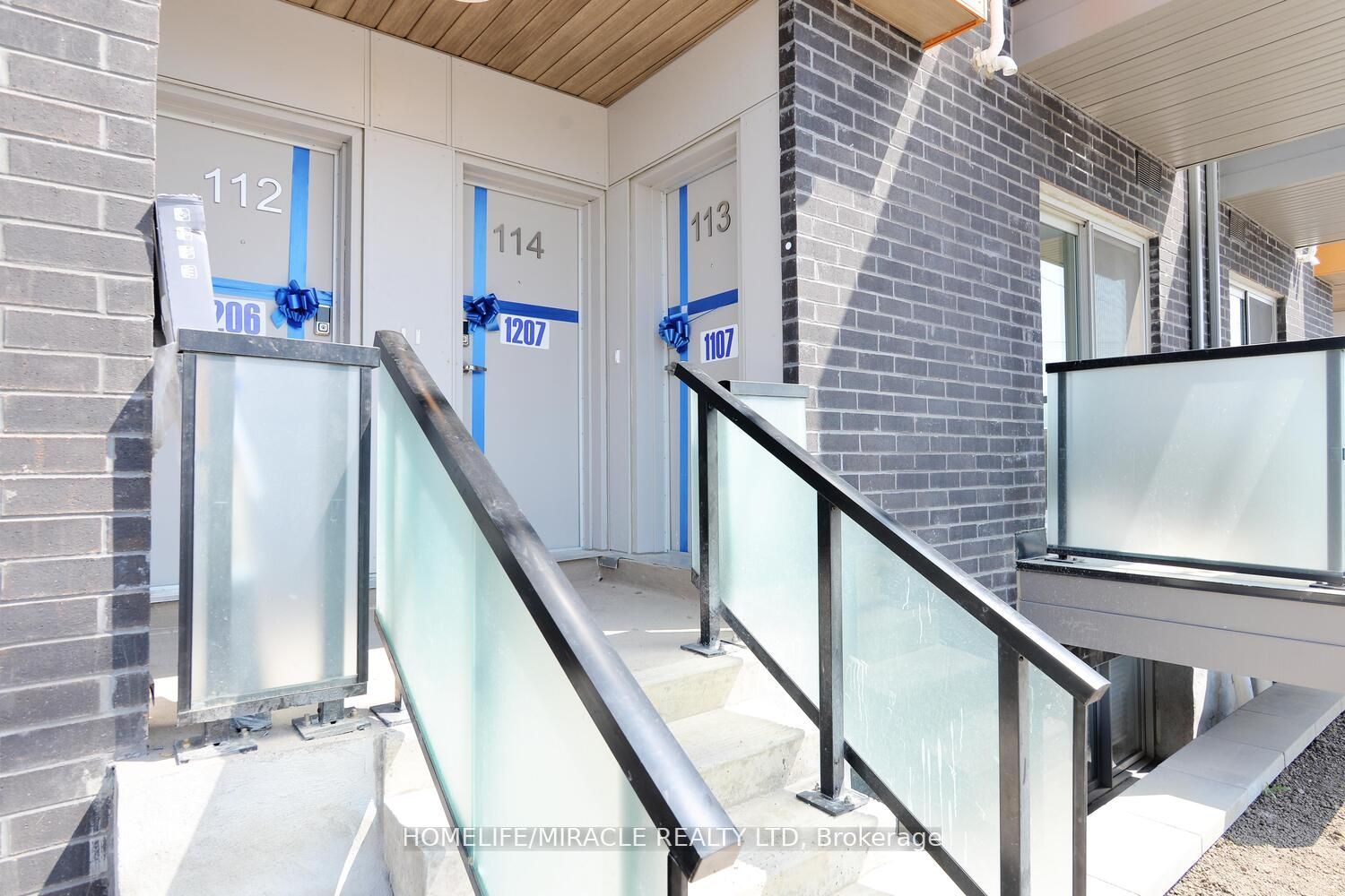 1081 Danforth Road E 113, Toronto, ON M1J 2E1 photo 2
