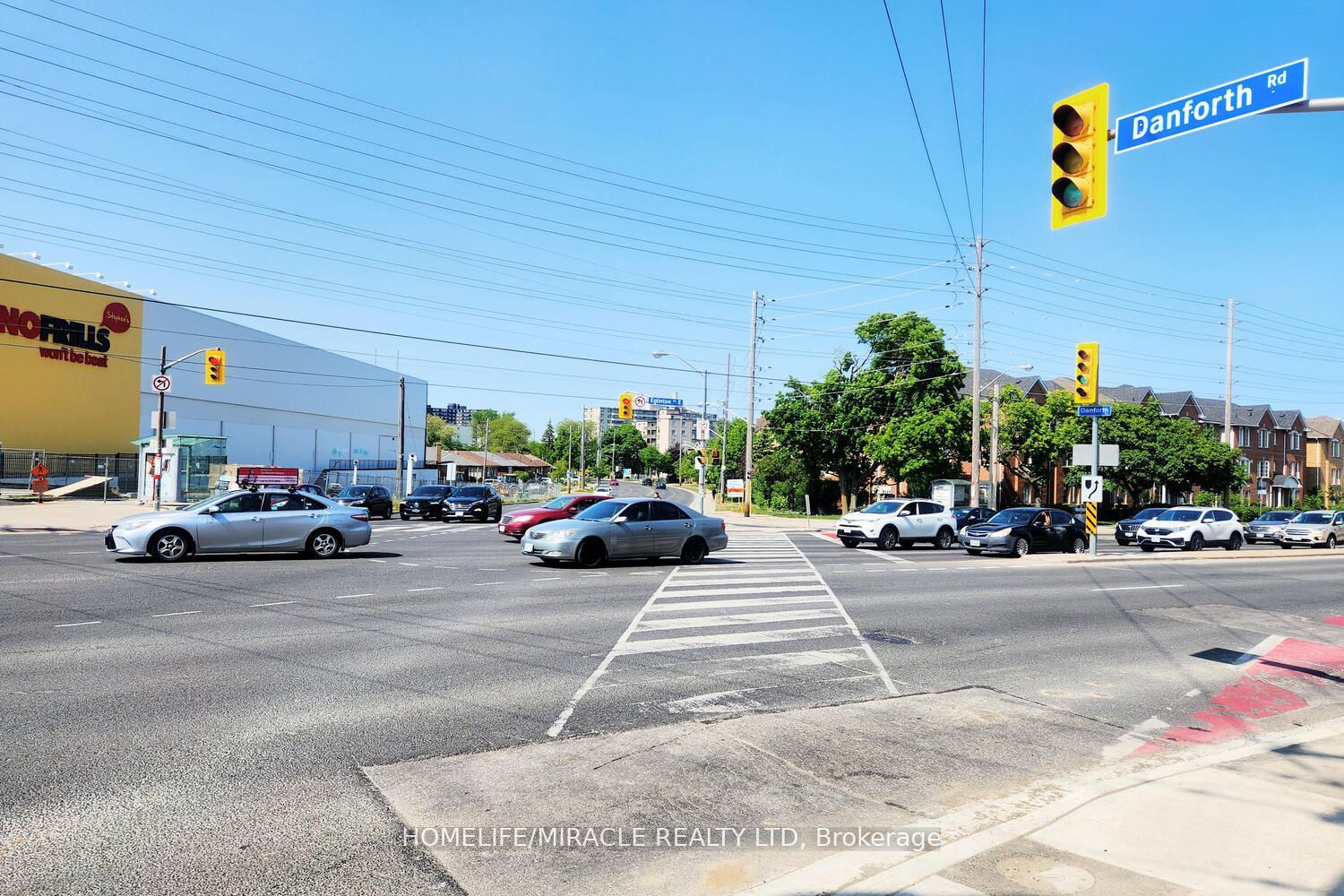 1081 Danforth Road E 113, Toronto, ON M1J 2E1 photo 5