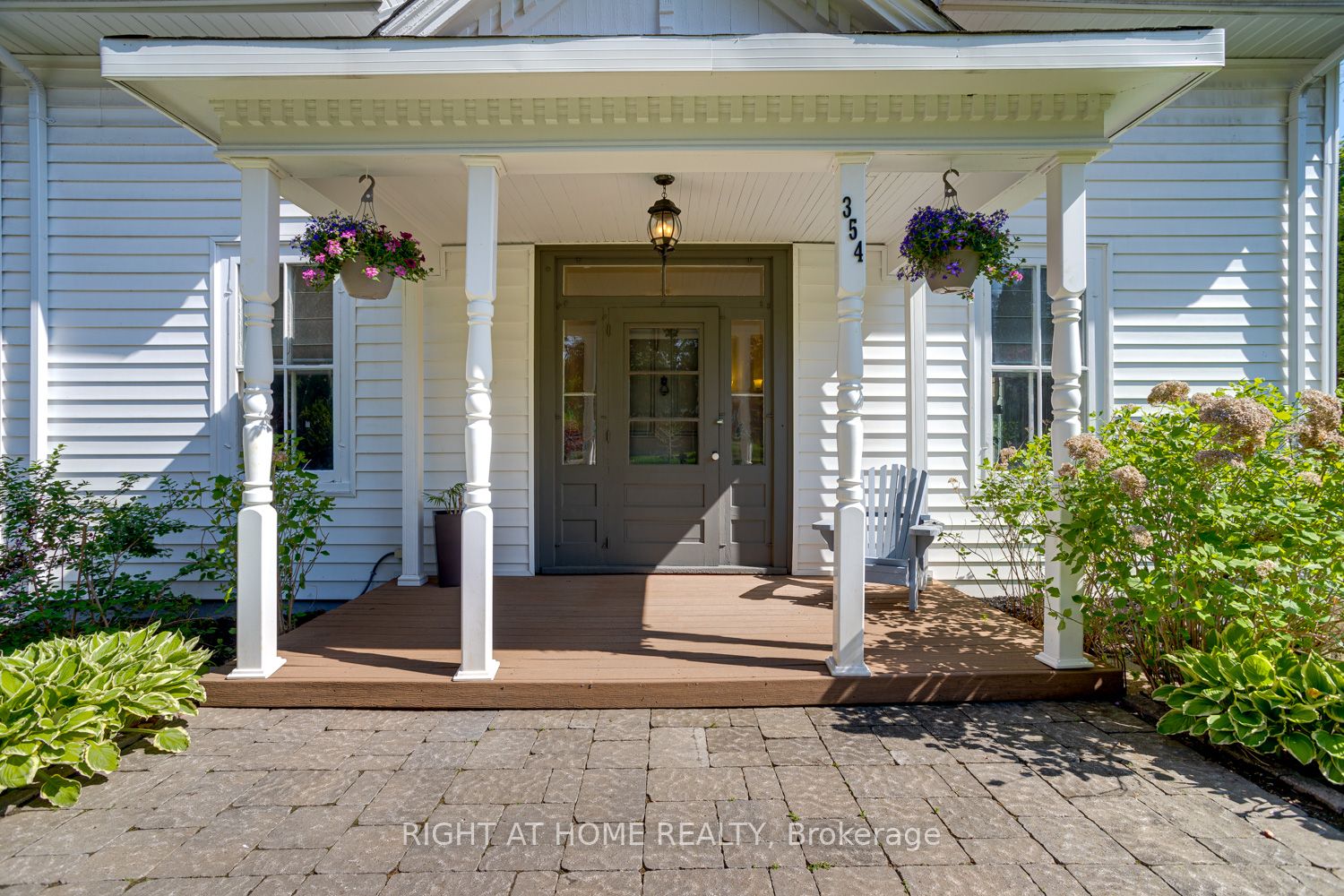 354 Queen Street, Scugog, ON L9L 1J9 photo 2