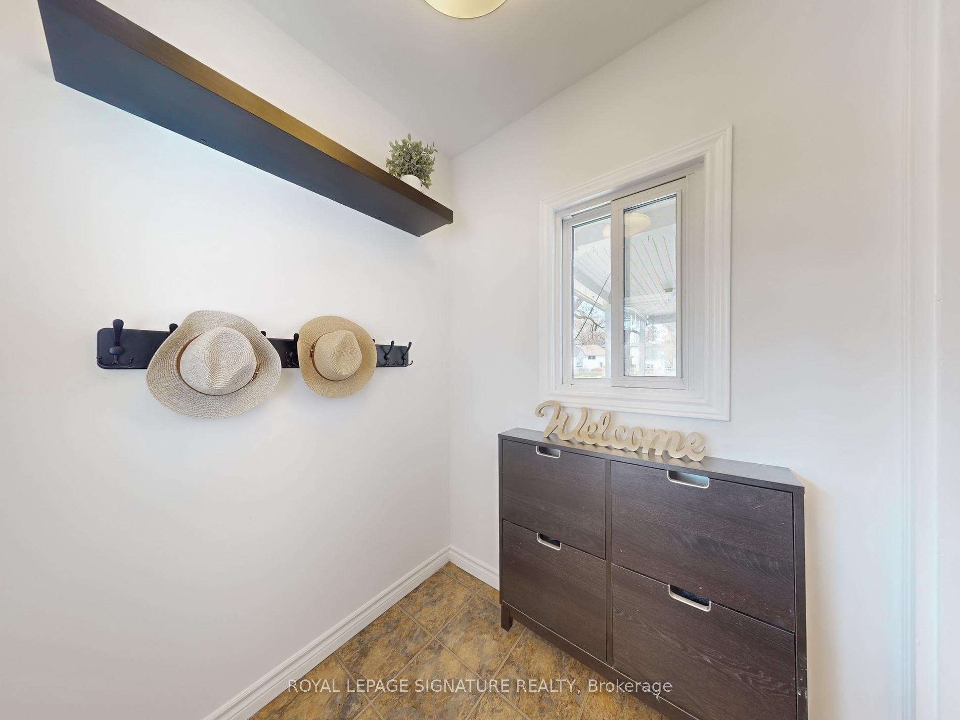 79 Meighen Avenue, Toronto, ON M4B 2H4 photo 4