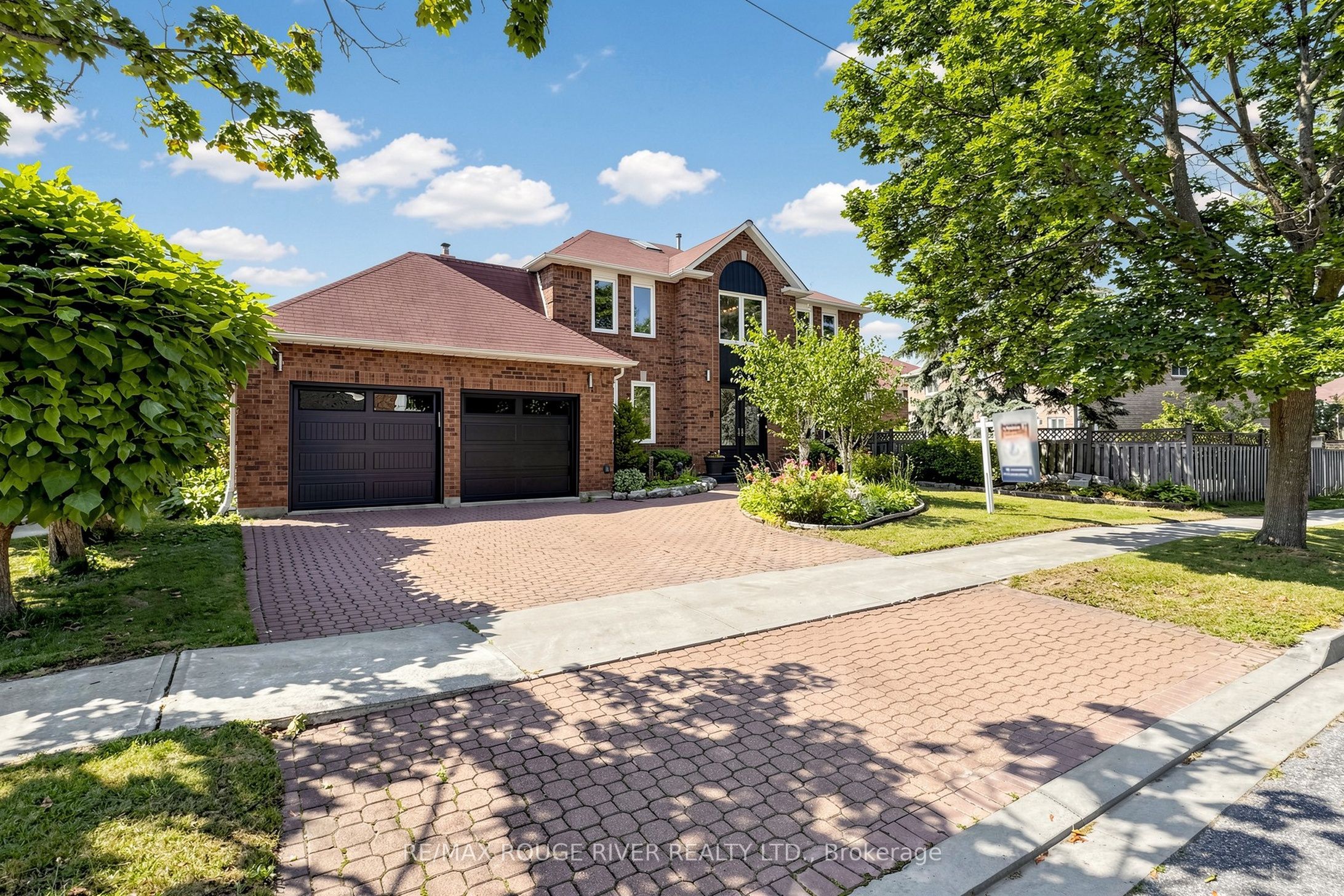 4 Atrium Lane, Toronto, ON M1B 4T3 photo 2