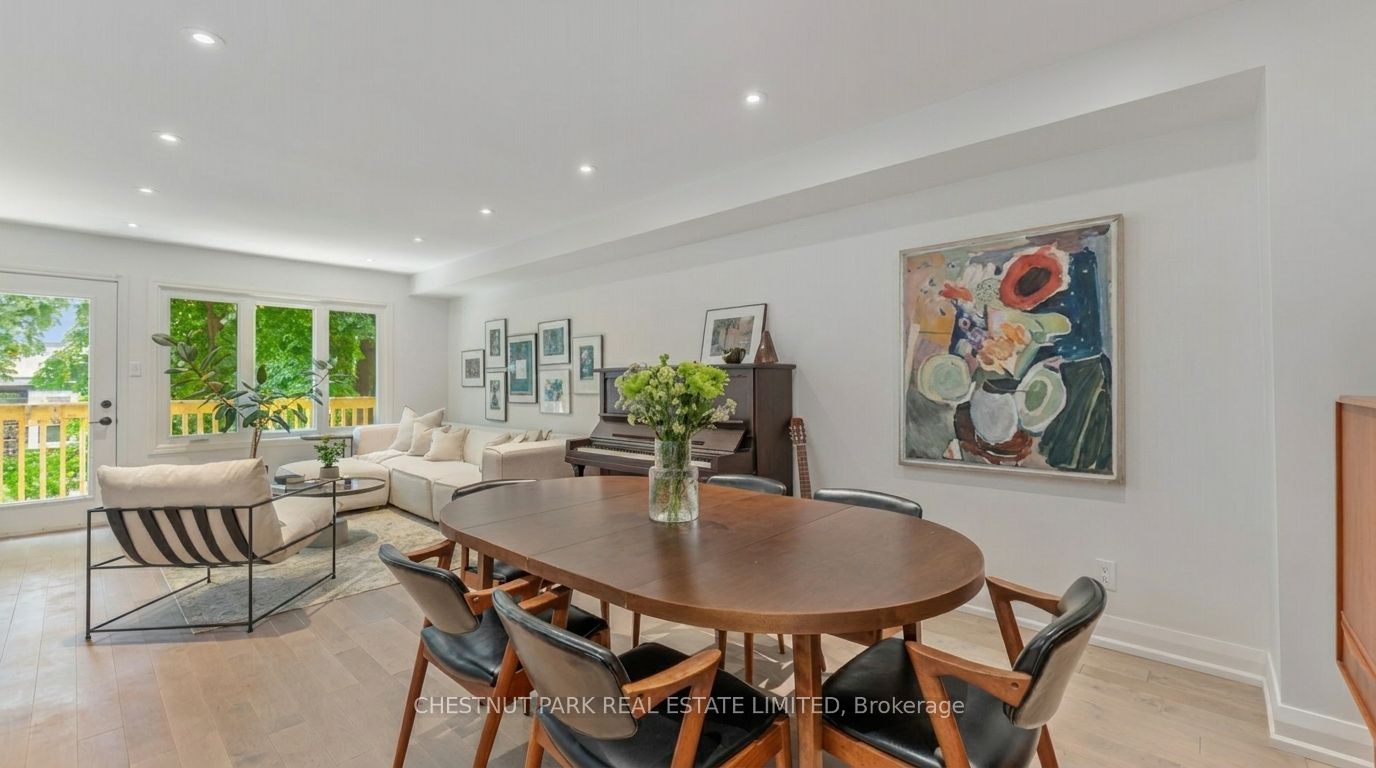 64 Curzon Street, Toronto, ON M4M 3B4