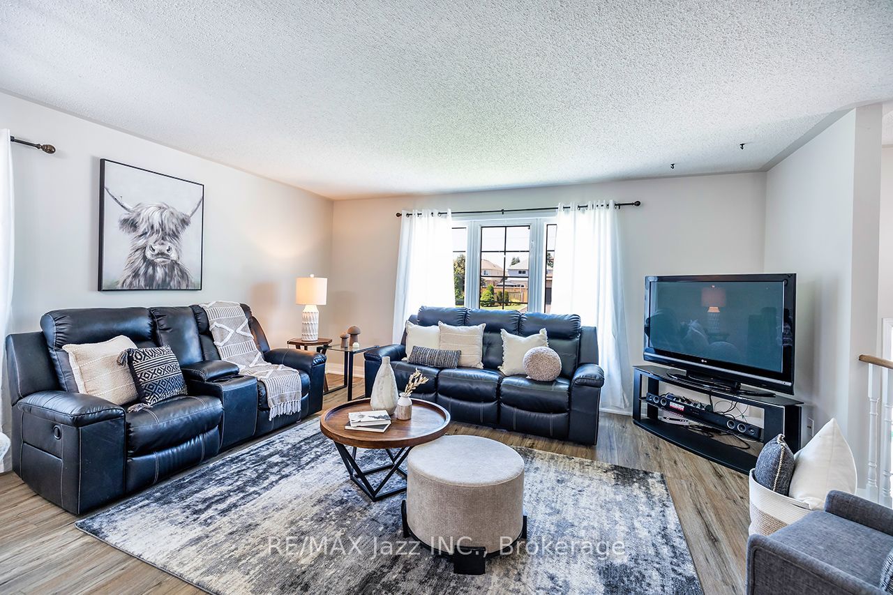 15 Townline Road S, Clarington, ON L1E 2J1 photo 5