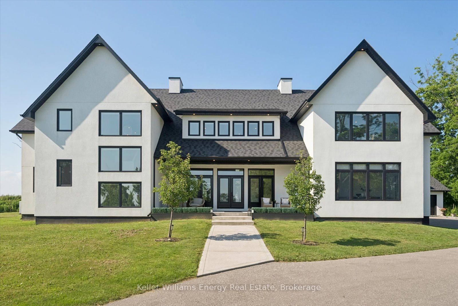 3122 Highway 2, Clarington, ON L1C 6E2 photo 2