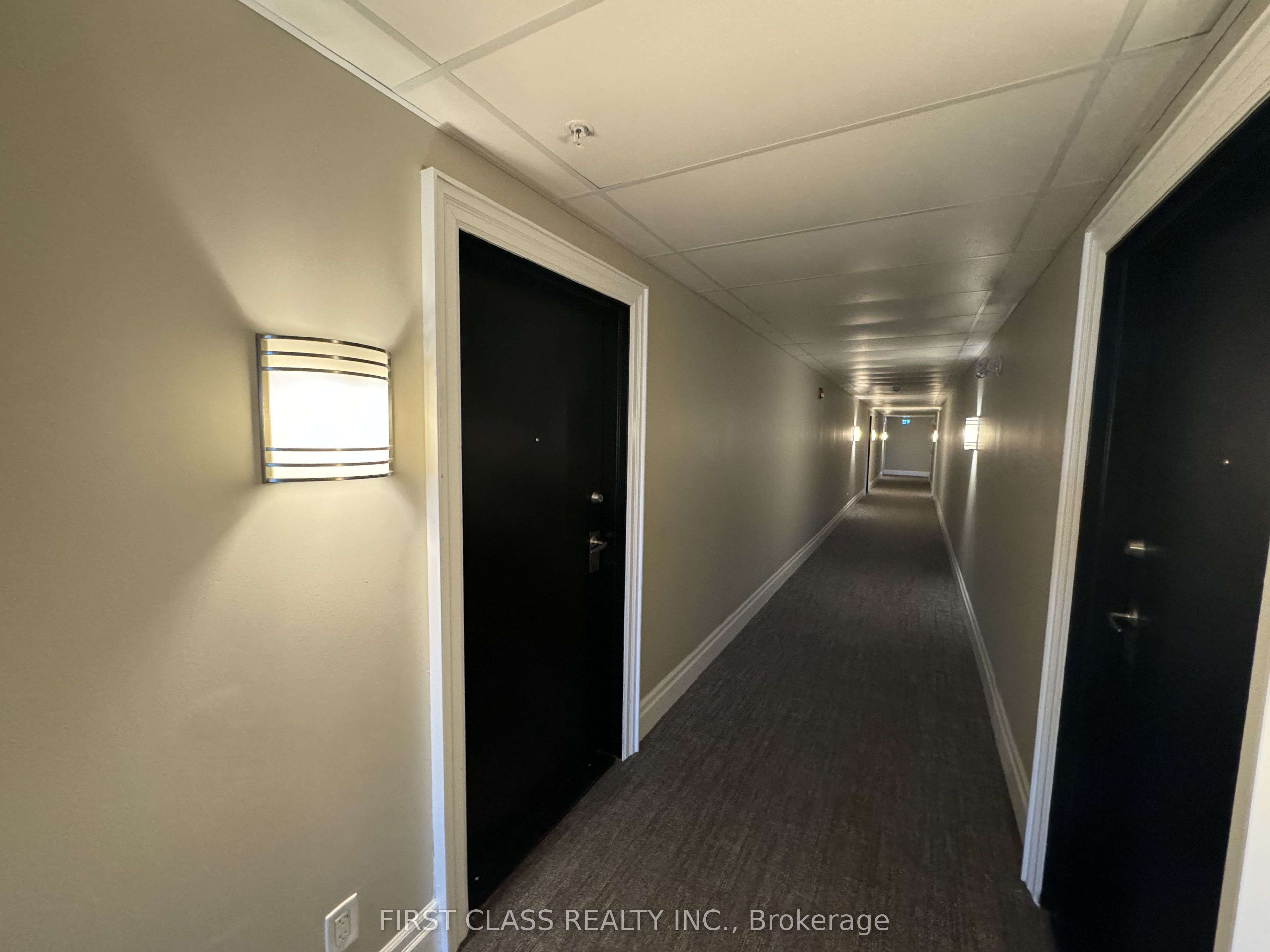 21 Brookhouse Drive, Clarington, ON L1B 0V4 photo 3