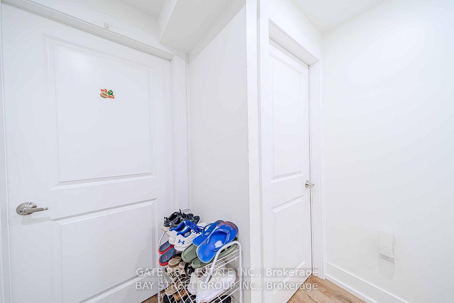 14 Amarillo Drive Lower Level, Toronto, ON M1J 2P8 photo 4