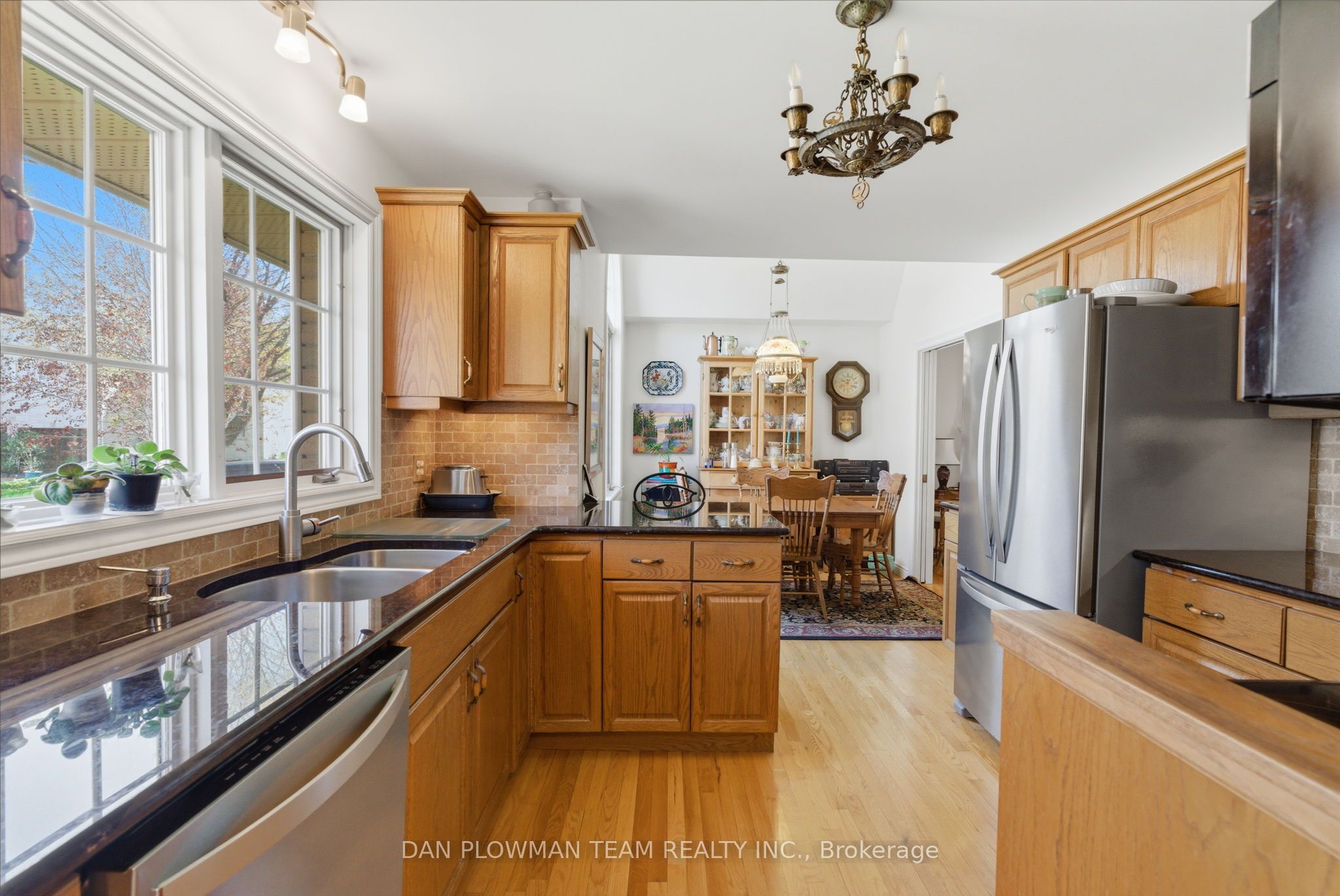 10 Barrington Place, Clarington, ON L1E 2K9 photo 5