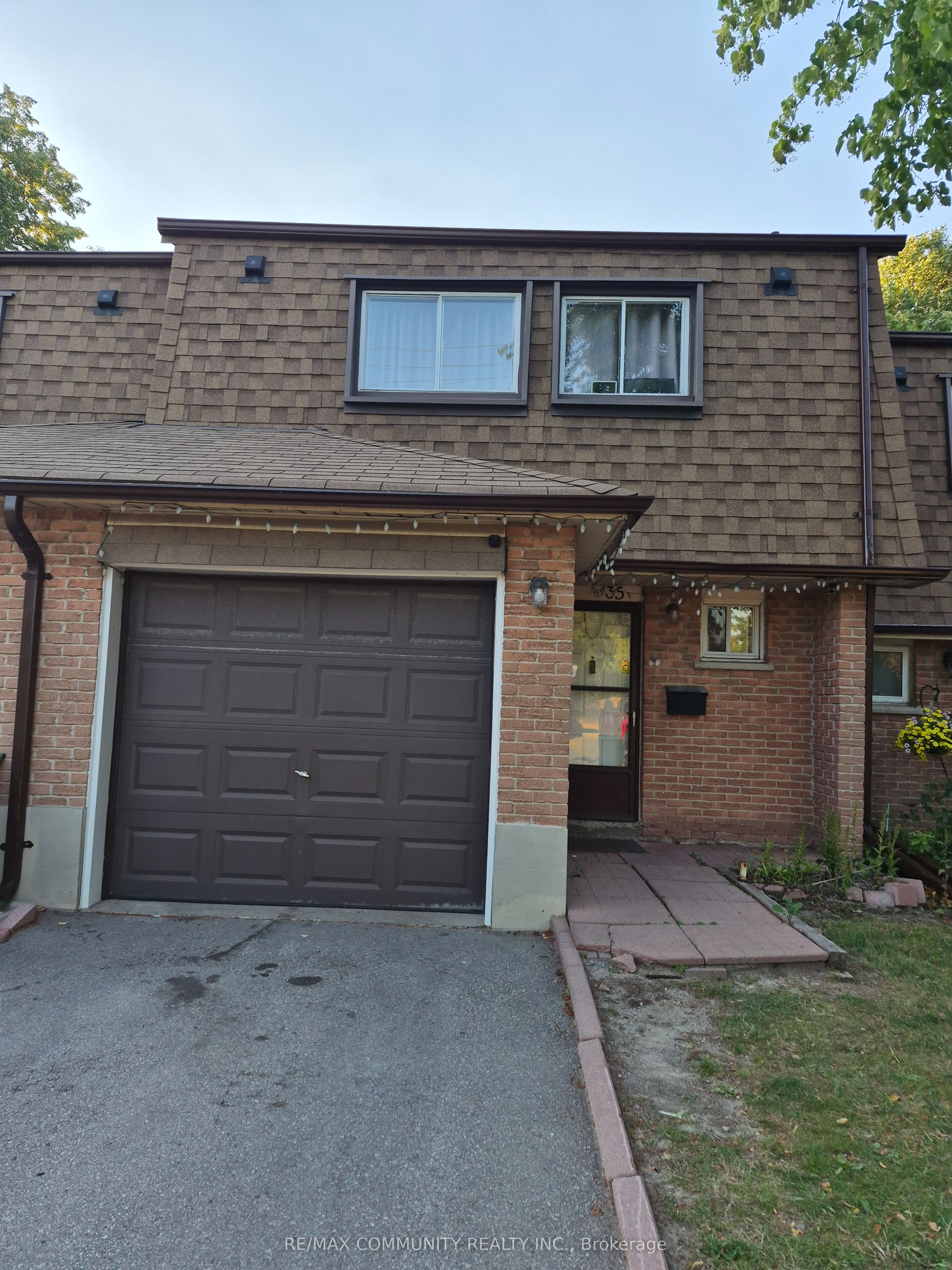 121 L'amoreaux Drive 35, Toronto, ON M1W 2J9 photo 2