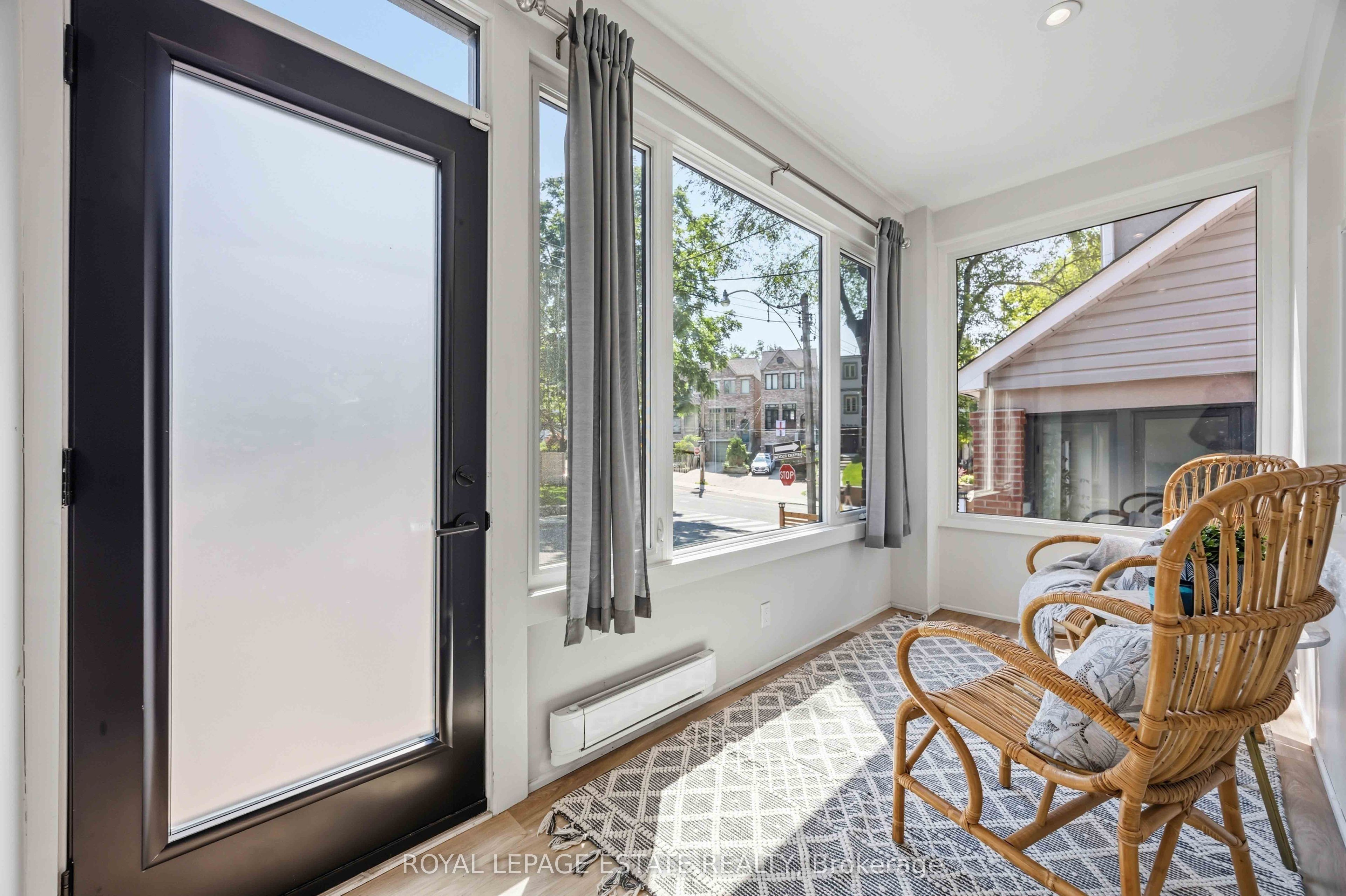 6 Firstbrooke Road, Toronto, ON M4E 2L1 photo 3