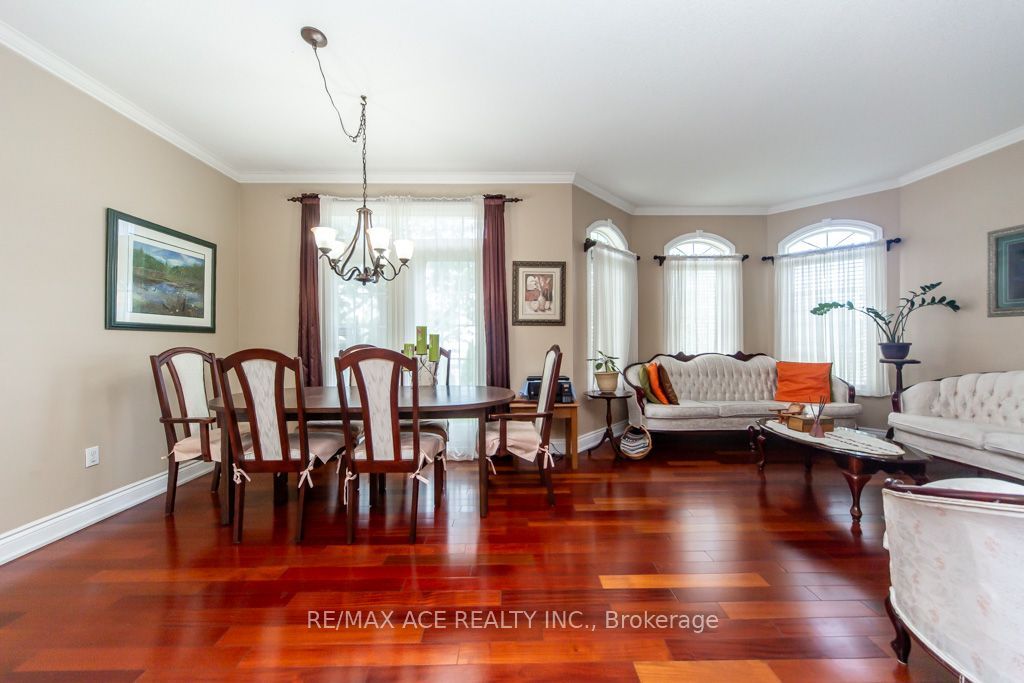 44 Mourning Dove Crescent, Toronto, ON M1B 6A8 photo 4