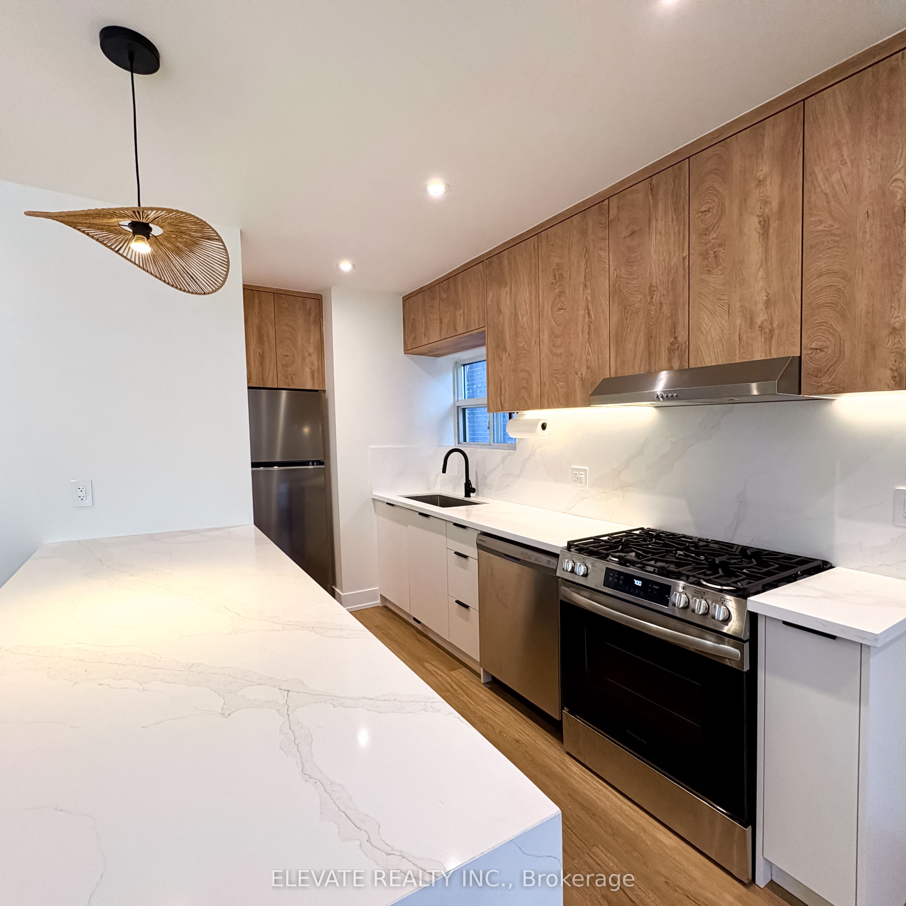 275 Mortimer Avenue C, Toronto, ON M4J 2C6