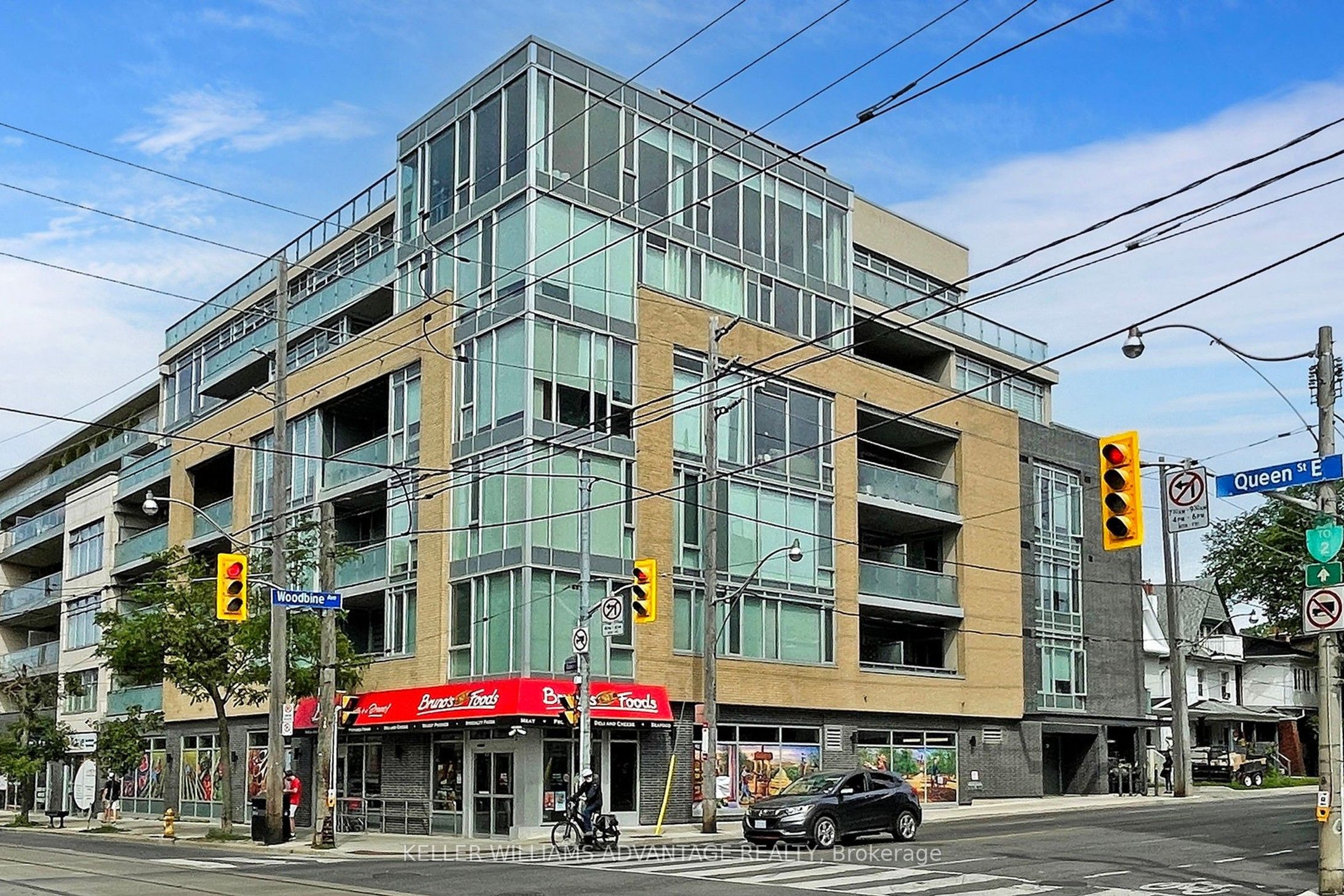 200 Woodbine Avenue 308, Toronto, ON M4L 3P2