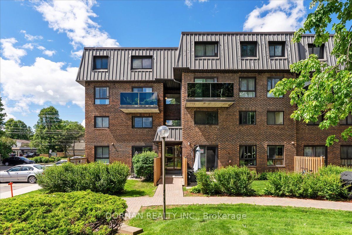 53 Taunton Road E 86, Oshawa, ON L1G 3T6 photo 3