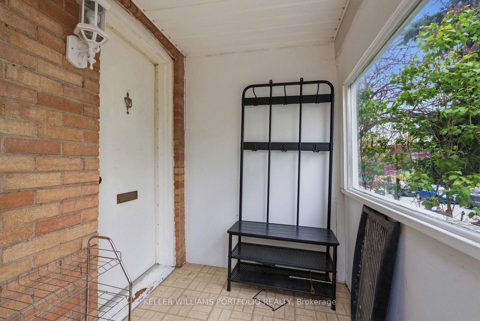 15 Myrtle Avenue, Toronto, ON M4M 2A3 photo 4