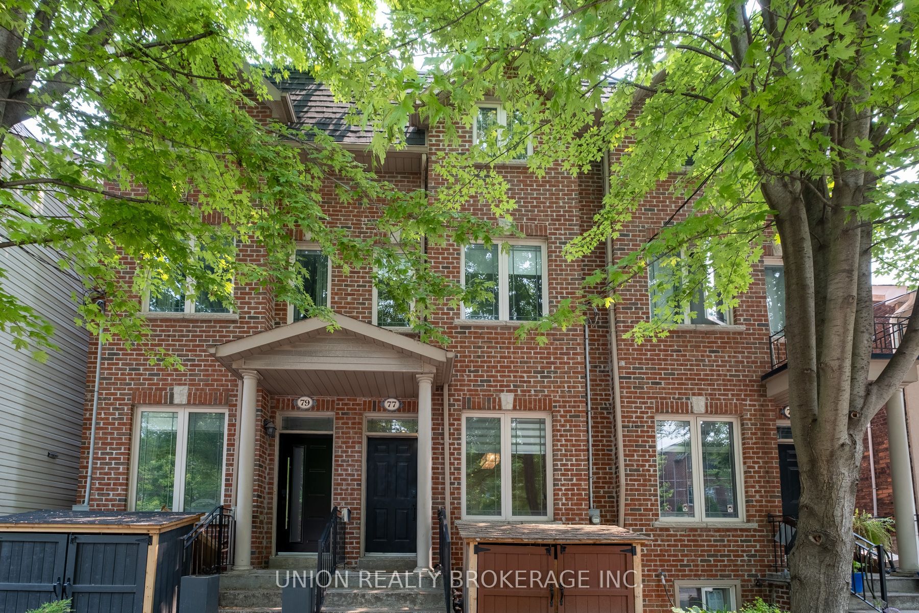 77 Logan Avenue, Toronto, ON M4M 2M9 photo 2