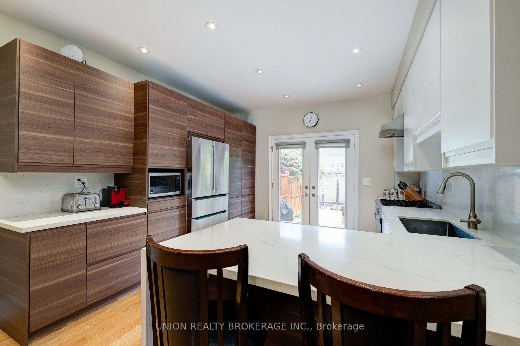 77 Logan Avenue, Toronto, ON M4M 2M9 photo 5