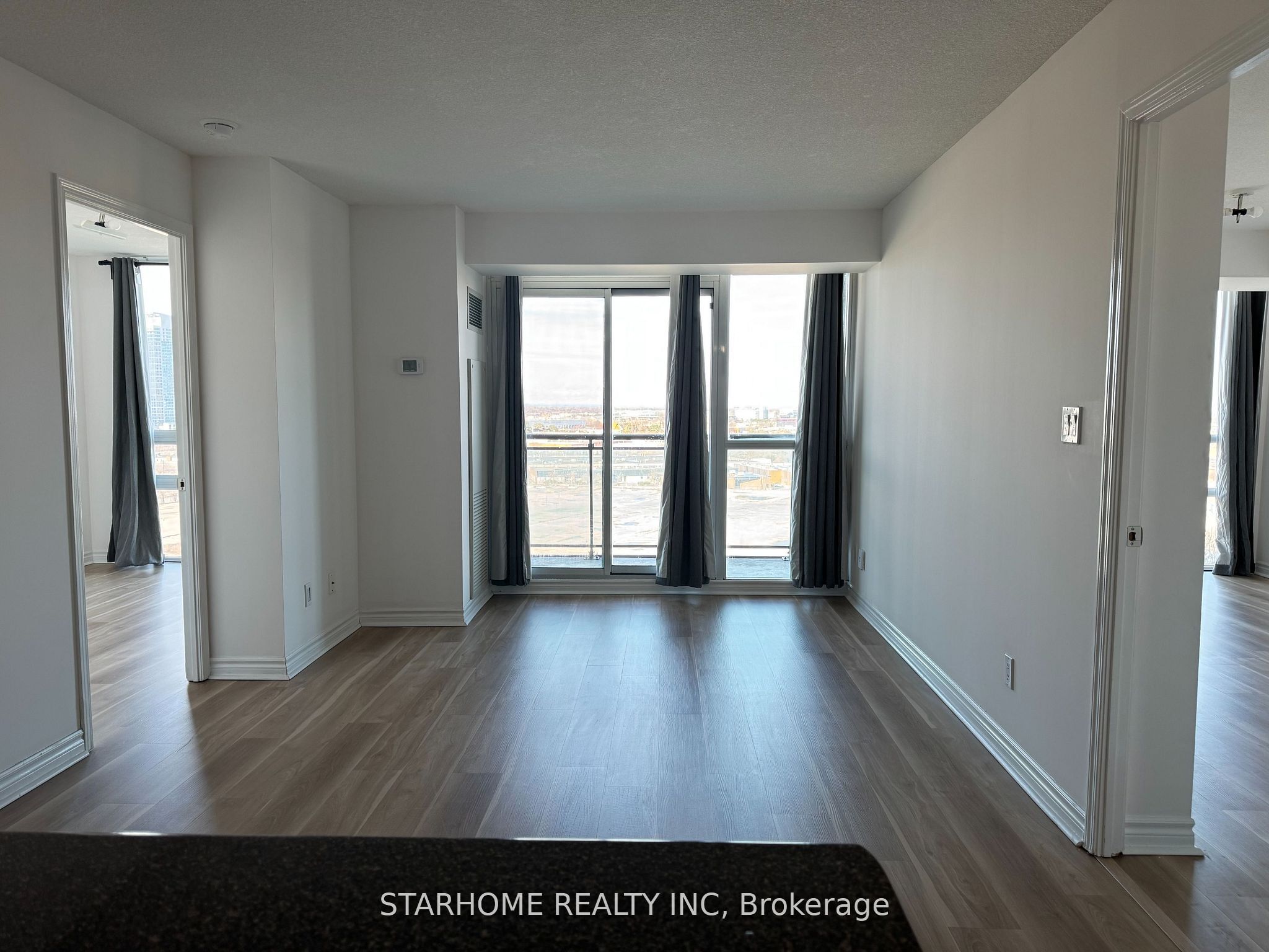88 Grangeway Avenue 1207, Toronto, ON M1H 0A2 photo 4