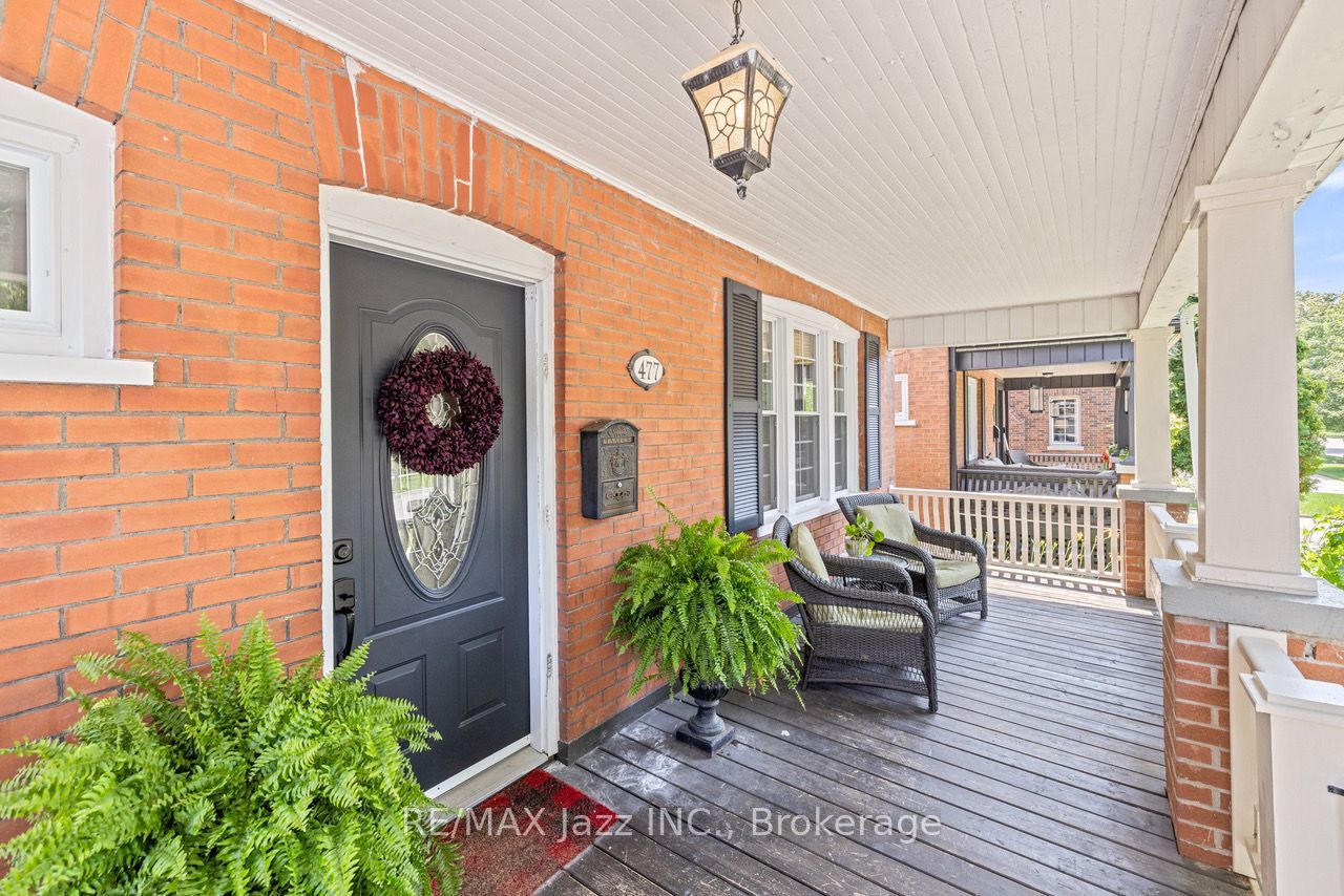 477 Masson Street, Oshawa, ON L1G 5A1