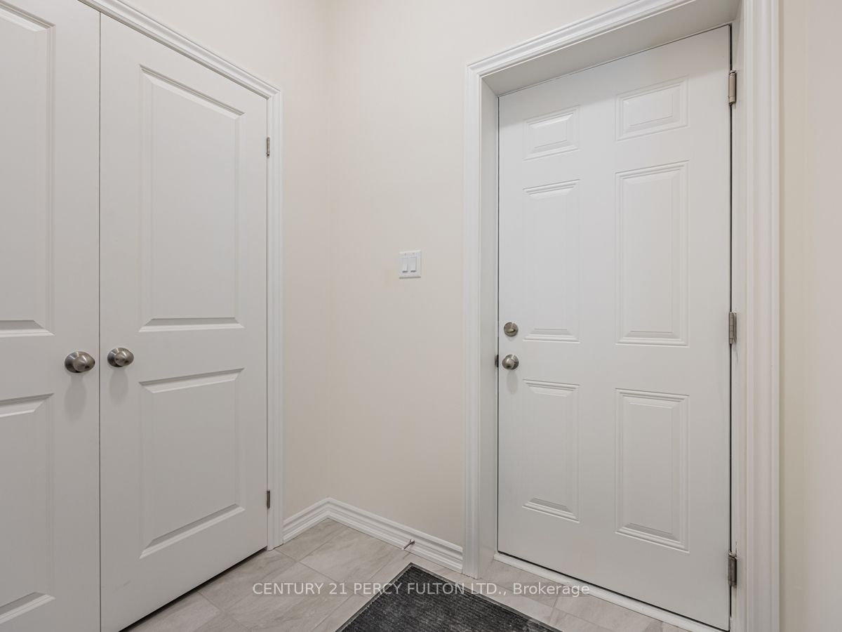 1263 Plymouth Drive, Oshawa, ON L1H 8L7 photo 3