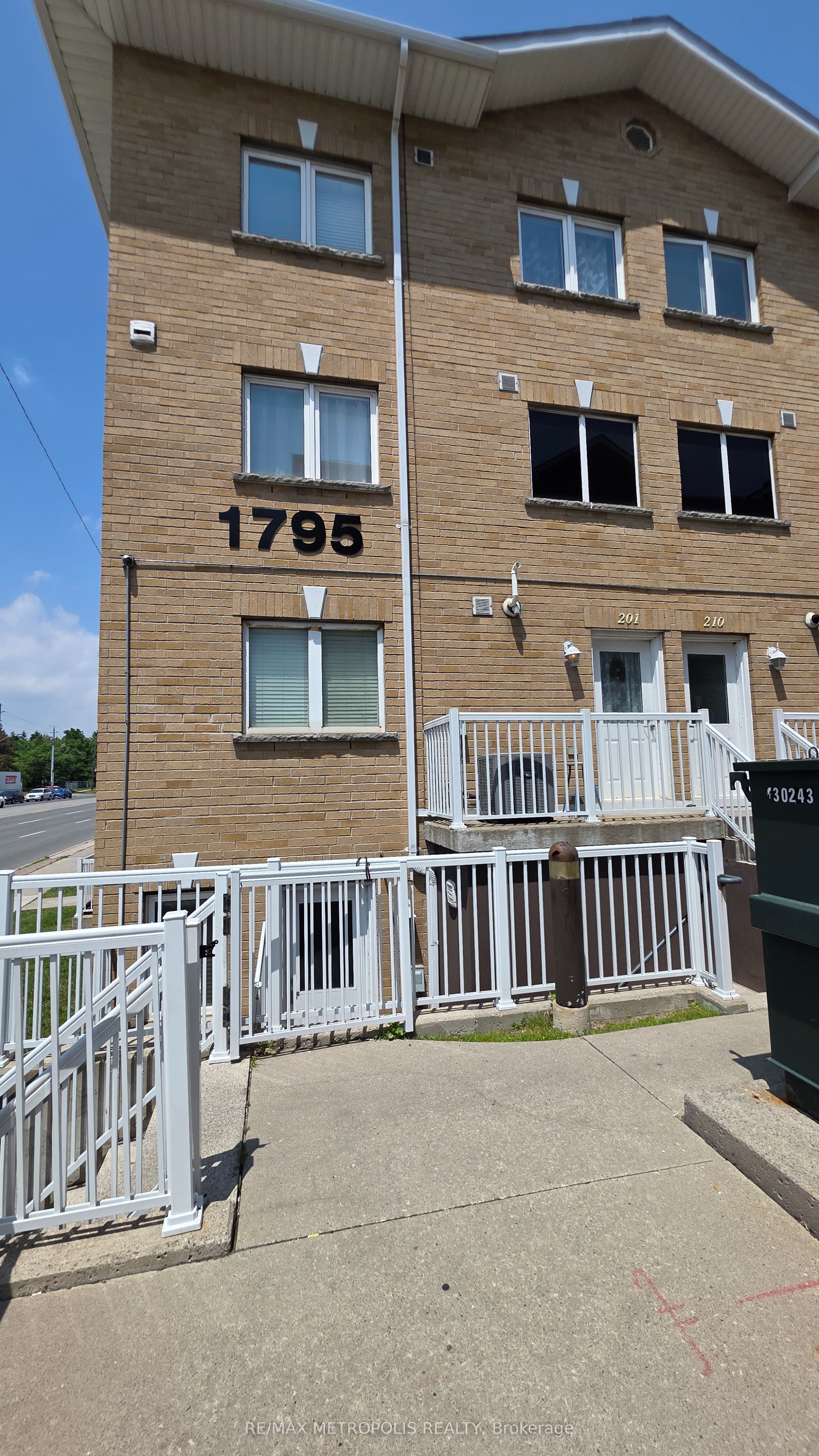 1795 Markham Road E 210, Toronto, ON M1B 2Z7