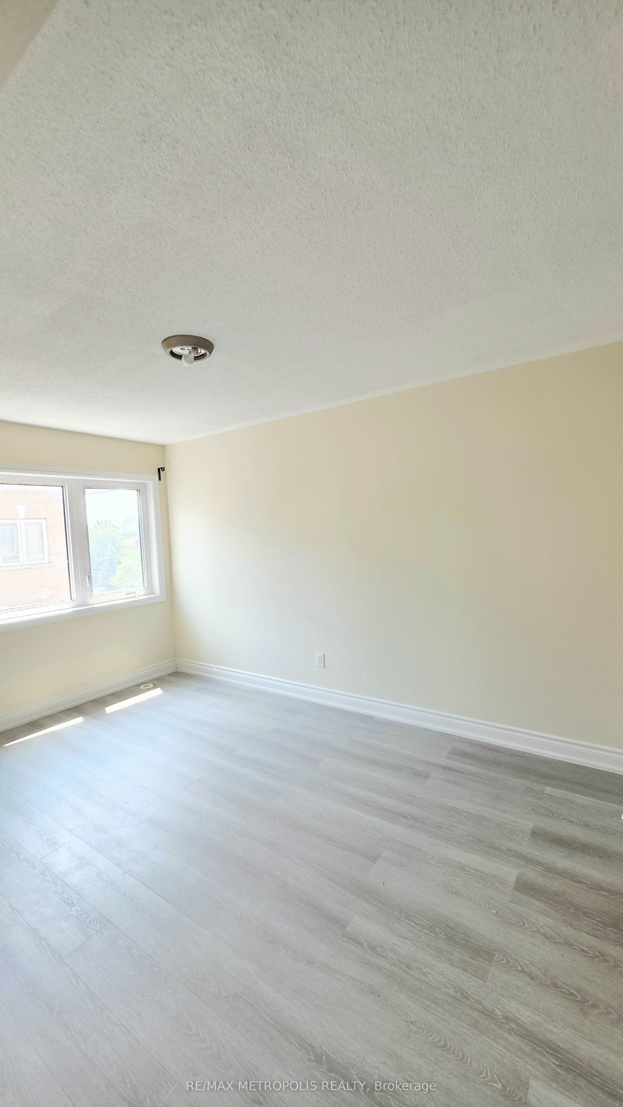 1795 Markham Road E 210, Toronto, ON M1B 2Z7 photo 2