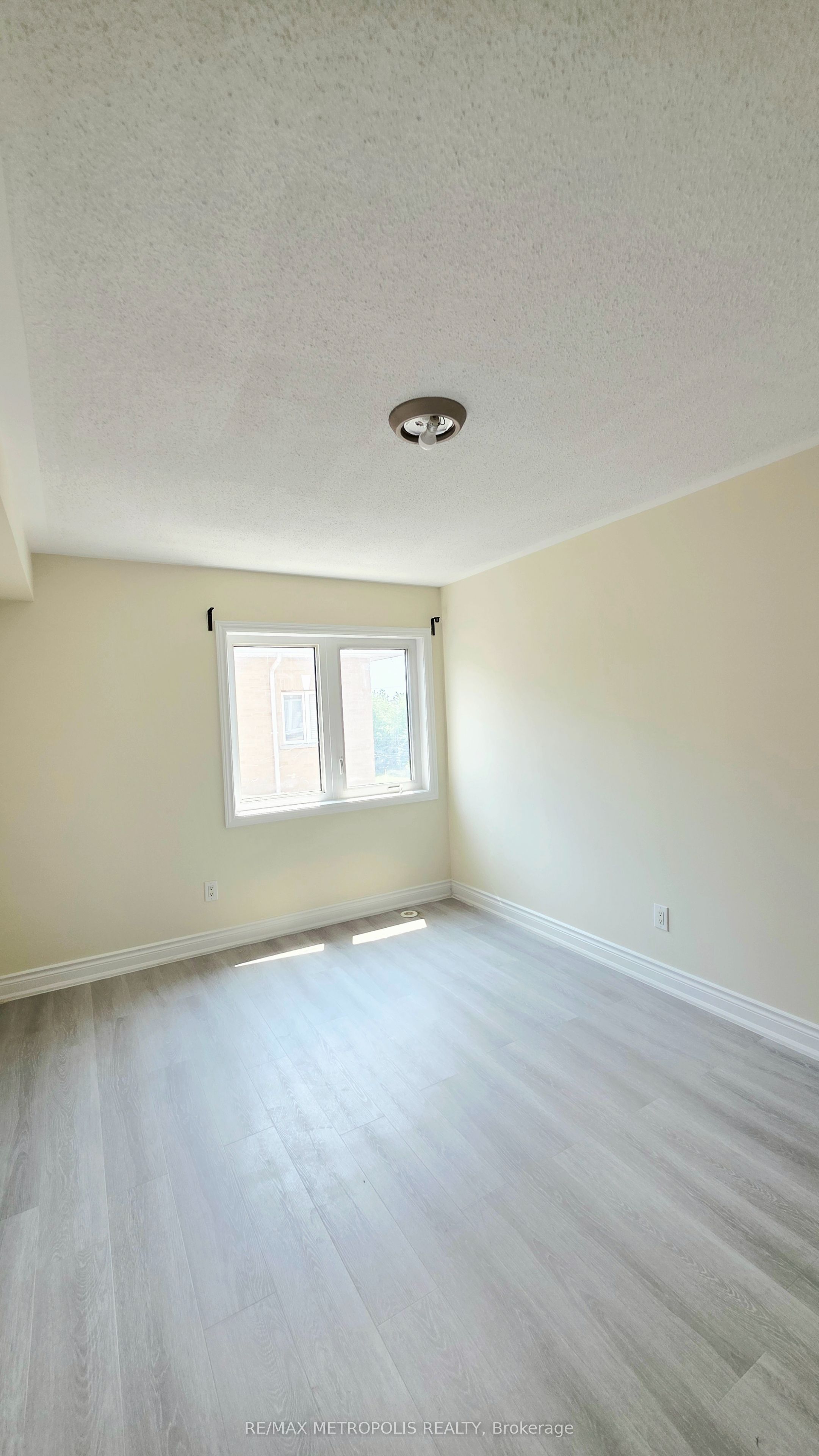 1795 Markham Road E 210, Toronto, ON M1B 2Z7 photo 4