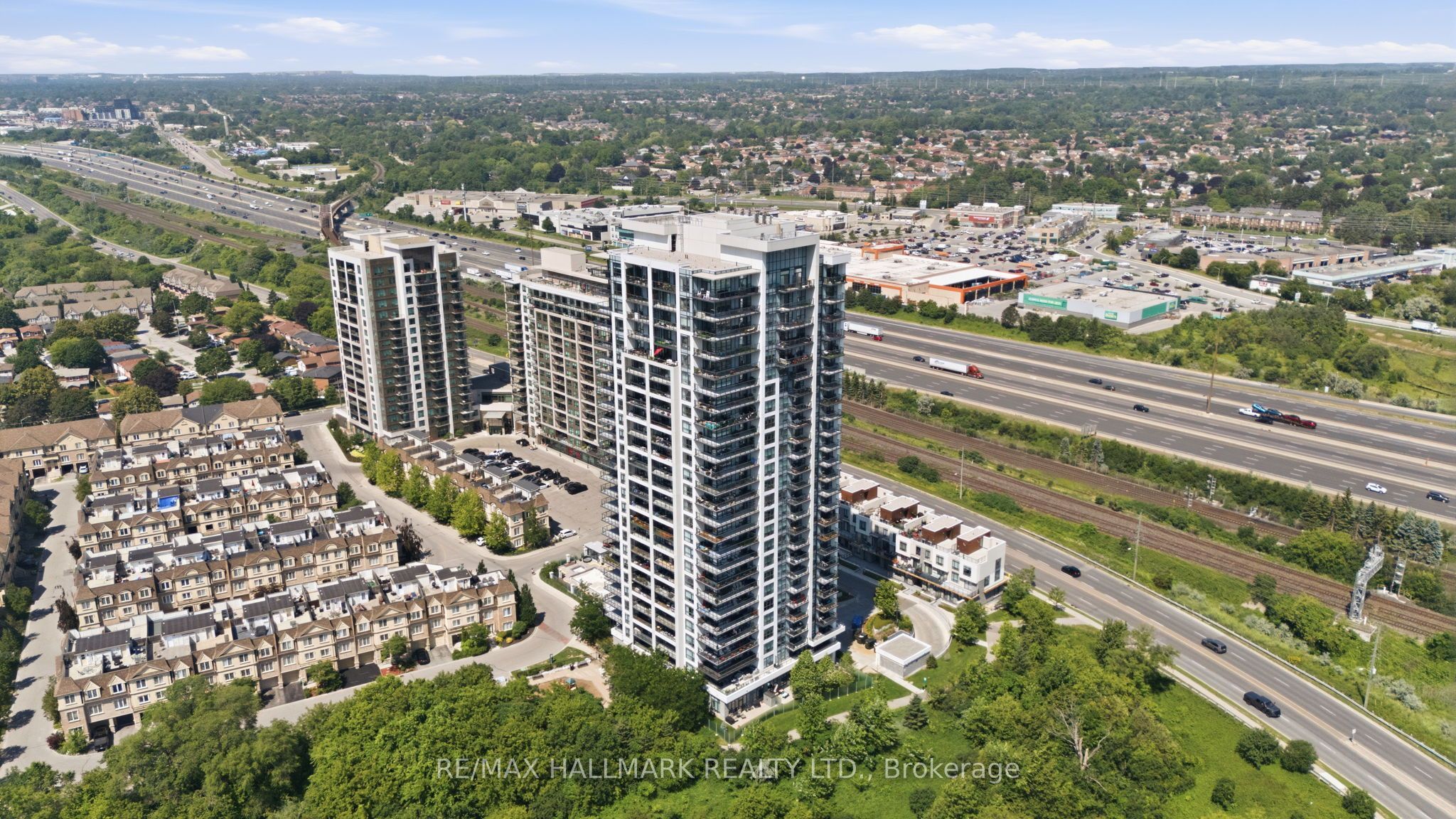 1255 Bayly Street 2208, Pickering, ON L1W 0B6