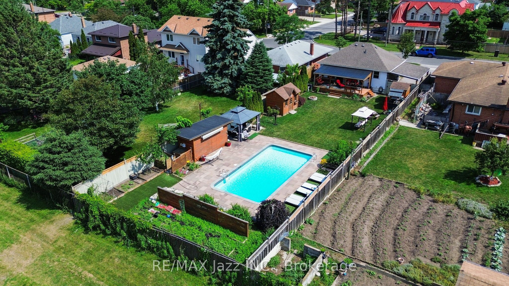 12 Warnsworth Street, Toronto, ON M1E 2L9 photo 4