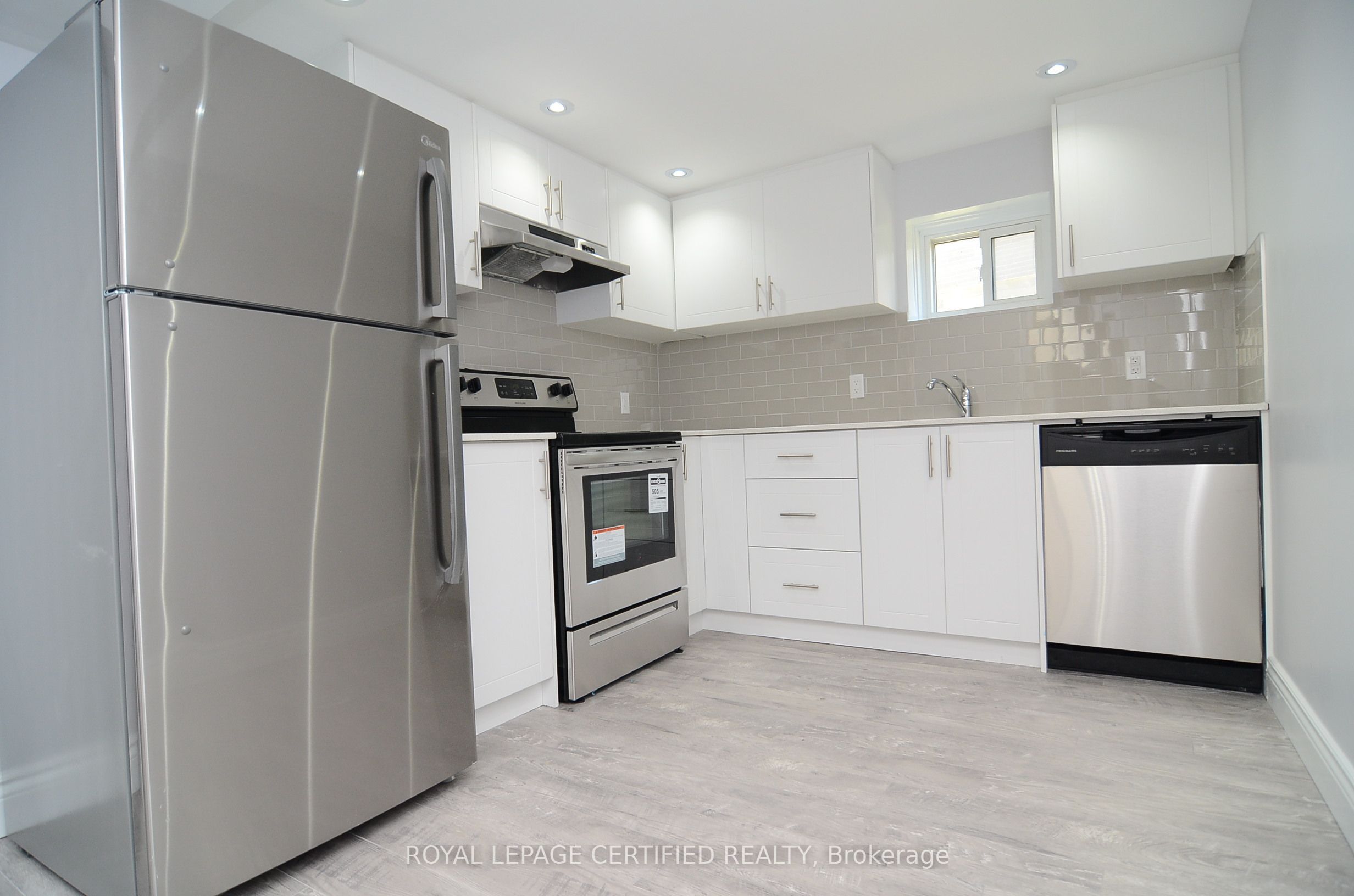 30 Blakemanor Boulevard Bsmt, Toronto, ON M1J 2W4 photo 3