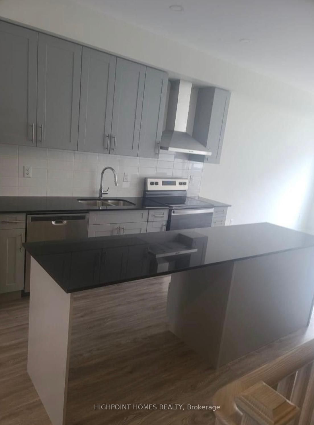 1643 Pleasure Valley Path, Oshawa, ON L1G 4X8 photo 4