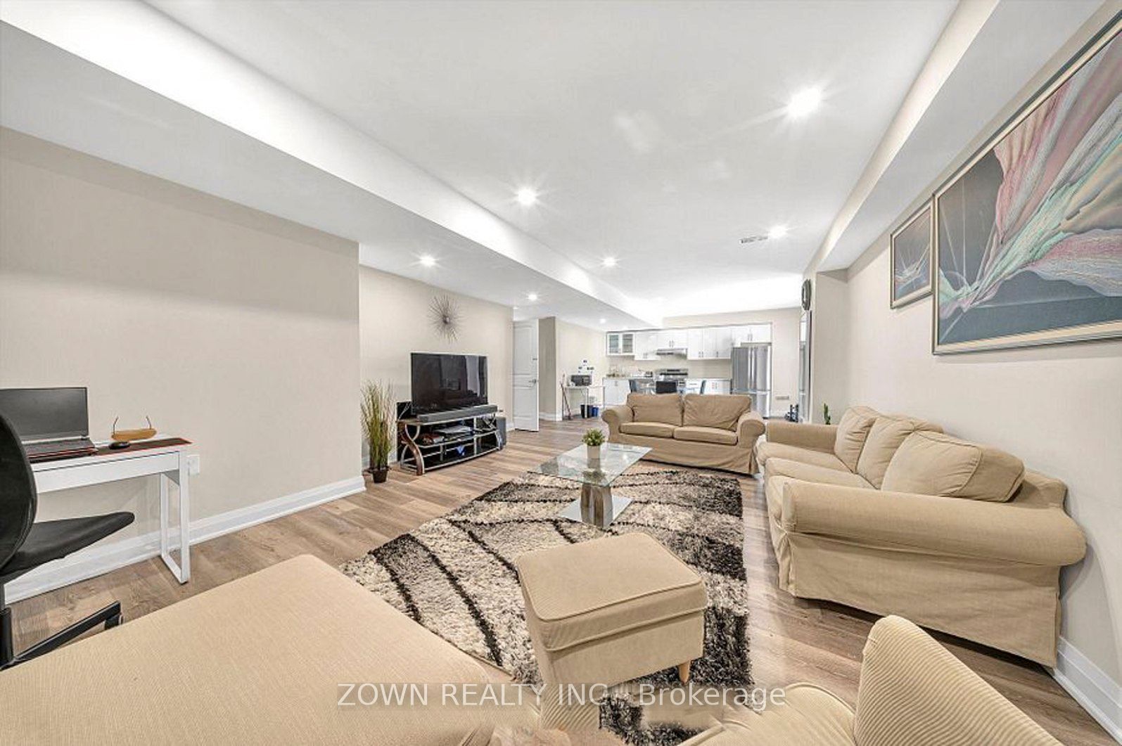 736 Hillview Crescent Basement, Pickering, ON L1W 2S1 photo 4