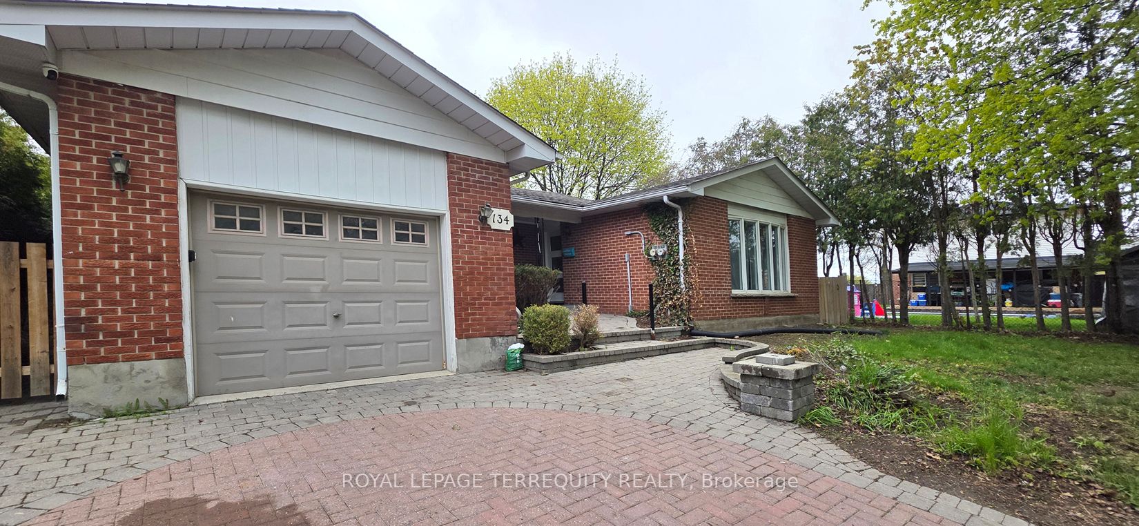 134 Switzer Drive, Oshawa, ON L1G 3J7 photo 4
