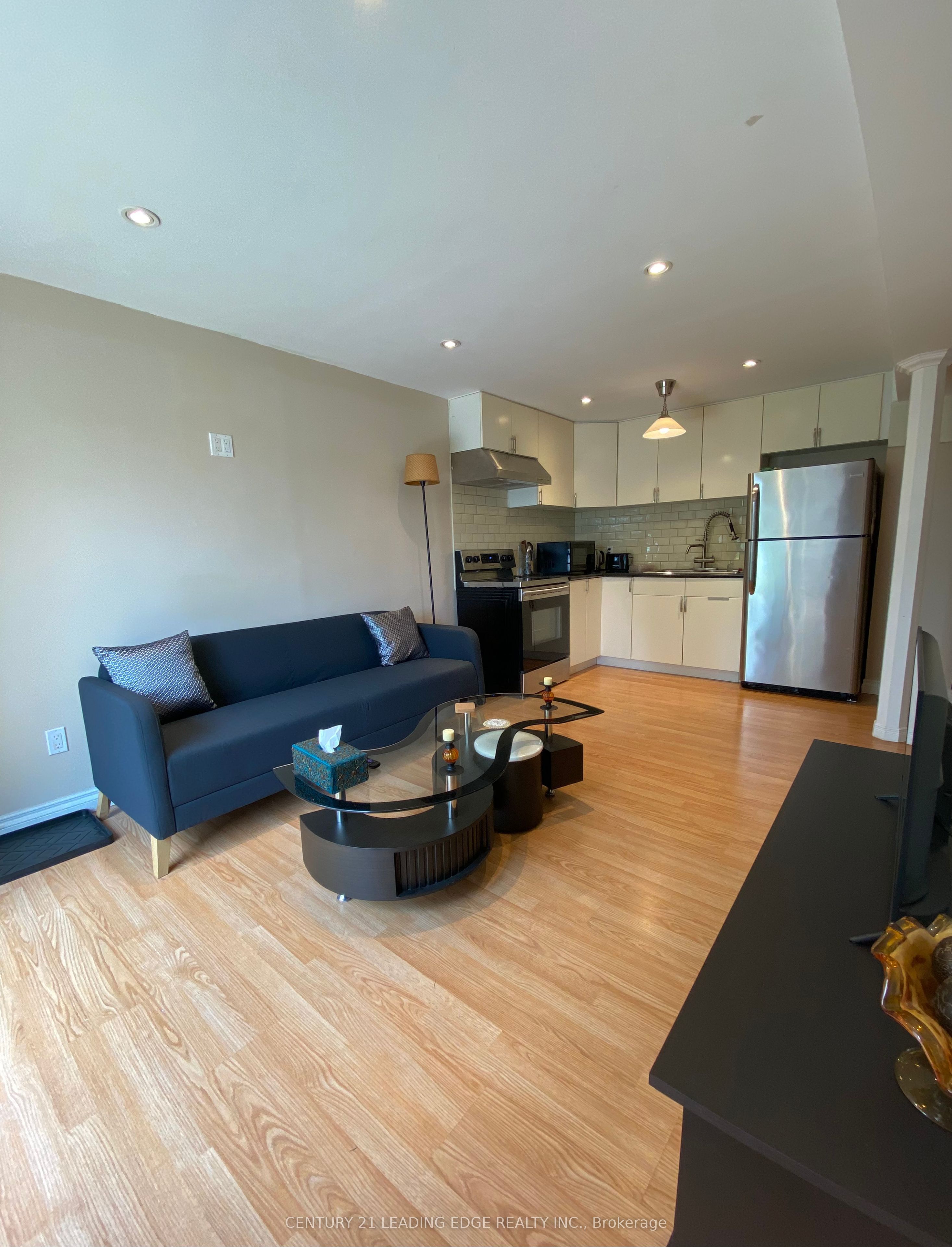 24 Dairy Drive BSMT, Toronto, ON M1L 0G2 photo 3