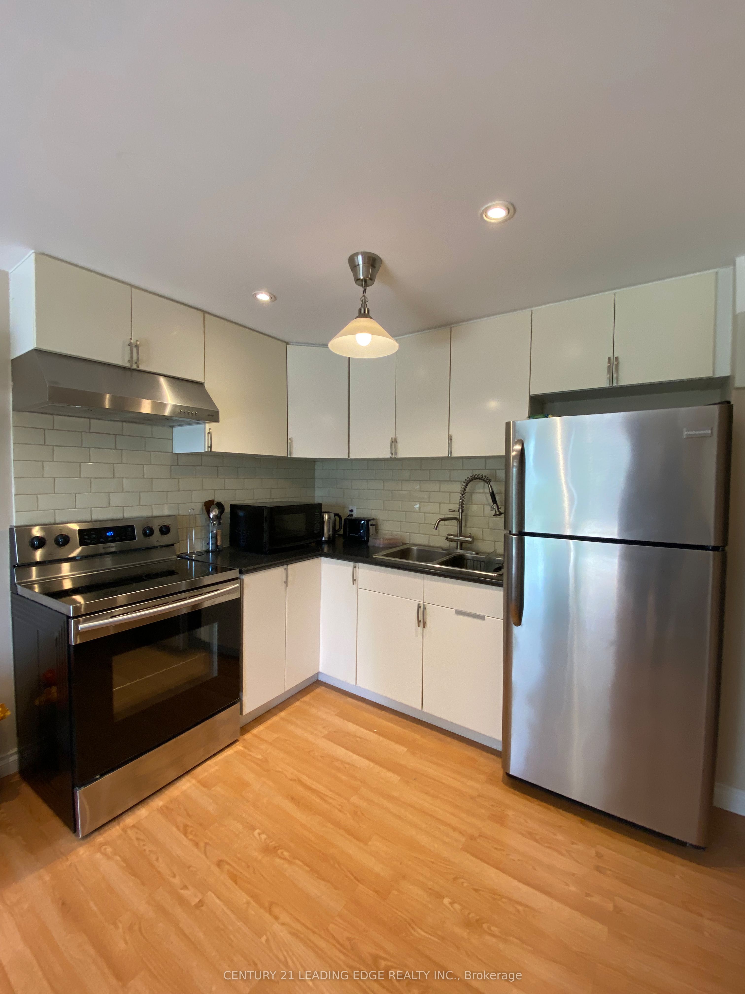 24 Dairy Drive BSMT, Toronto, ON M1L 0G2 photo 4