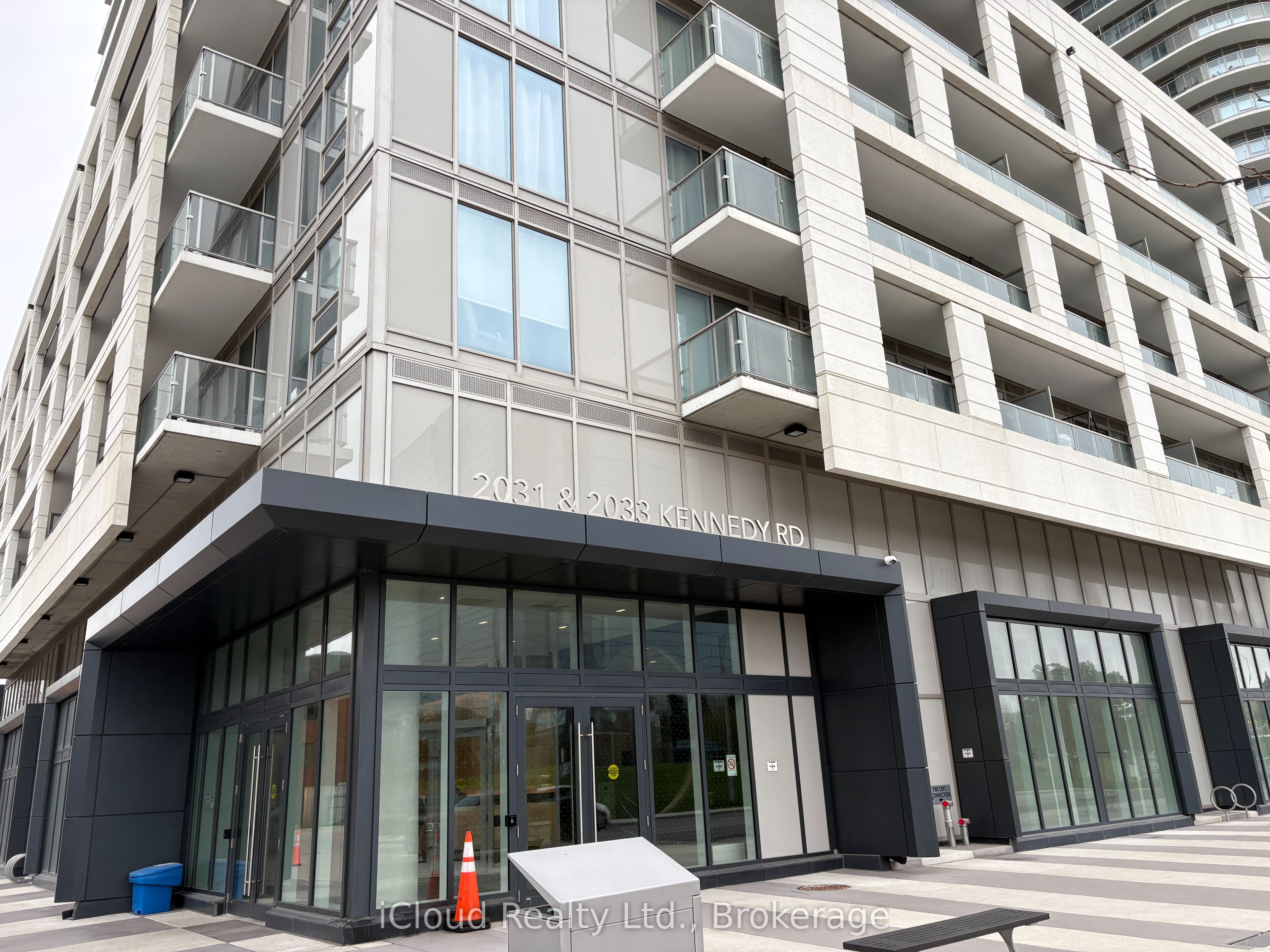2033 Kennedy Road 303, Toronto, ON M1T 0B9 photo 2
