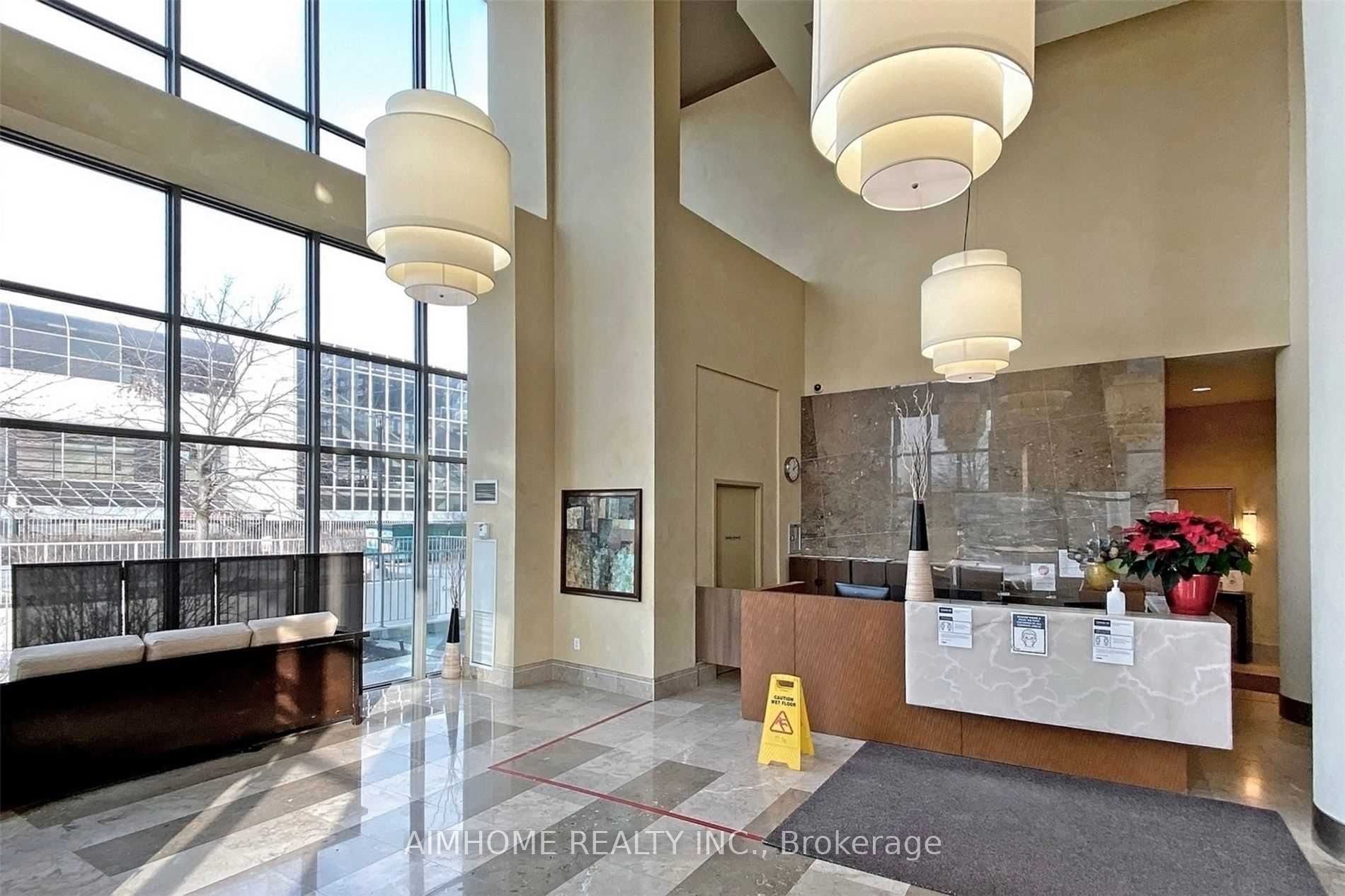 60 Brian Harrison Way 1003, Toronto, ON M1P 5J5