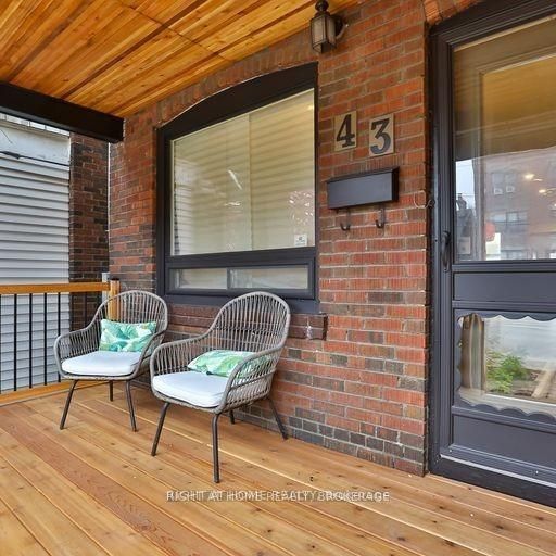 43 Kingston Road, Toronto, ON M4L 1S5 photo 2