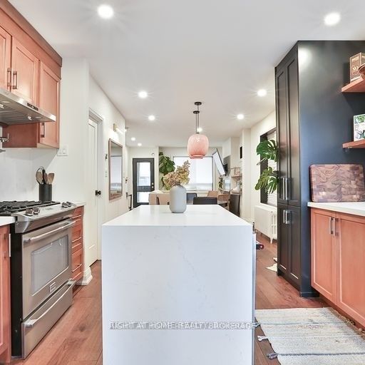 43 Kingston Road, Toronto, ON M4L 1S5 photo 5