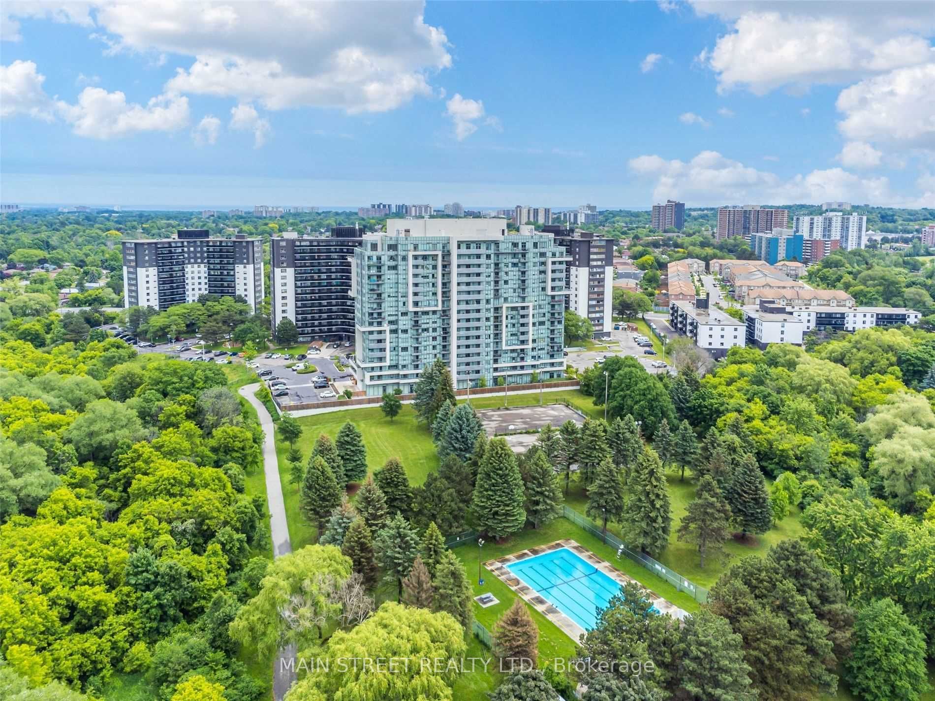 1346 Danforth Road 1212, Toronto, ON M1J 0A9 photo 4