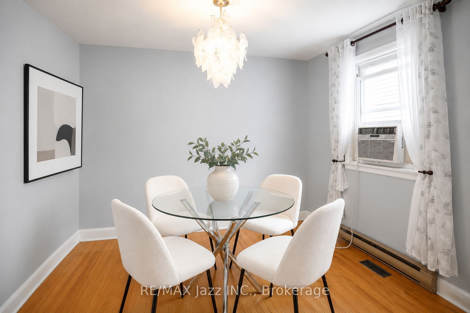 132 Highland Avenue, Oshawa, ON L1H 6A6