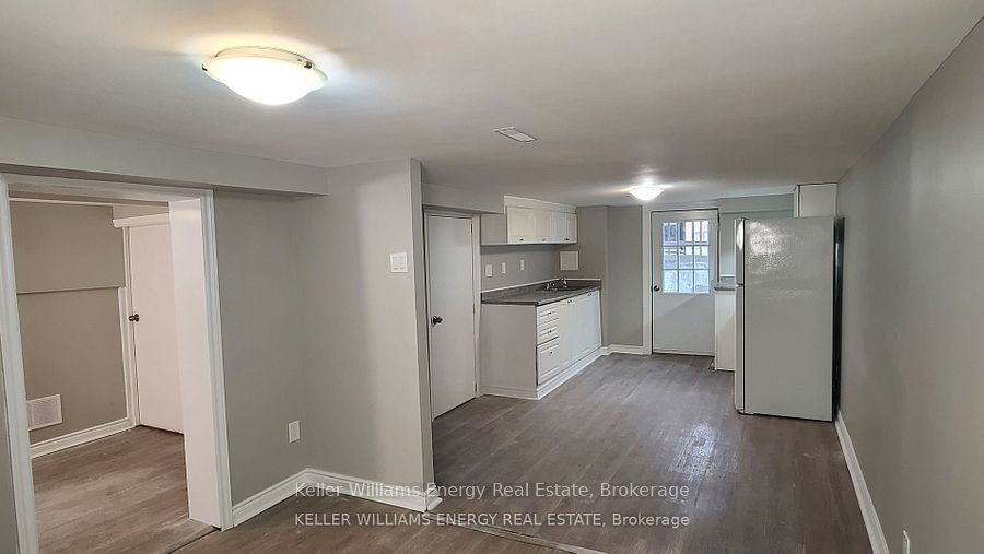 201 Celina Street BSMT, Oshawa, ON L1H 4N7 photo 2