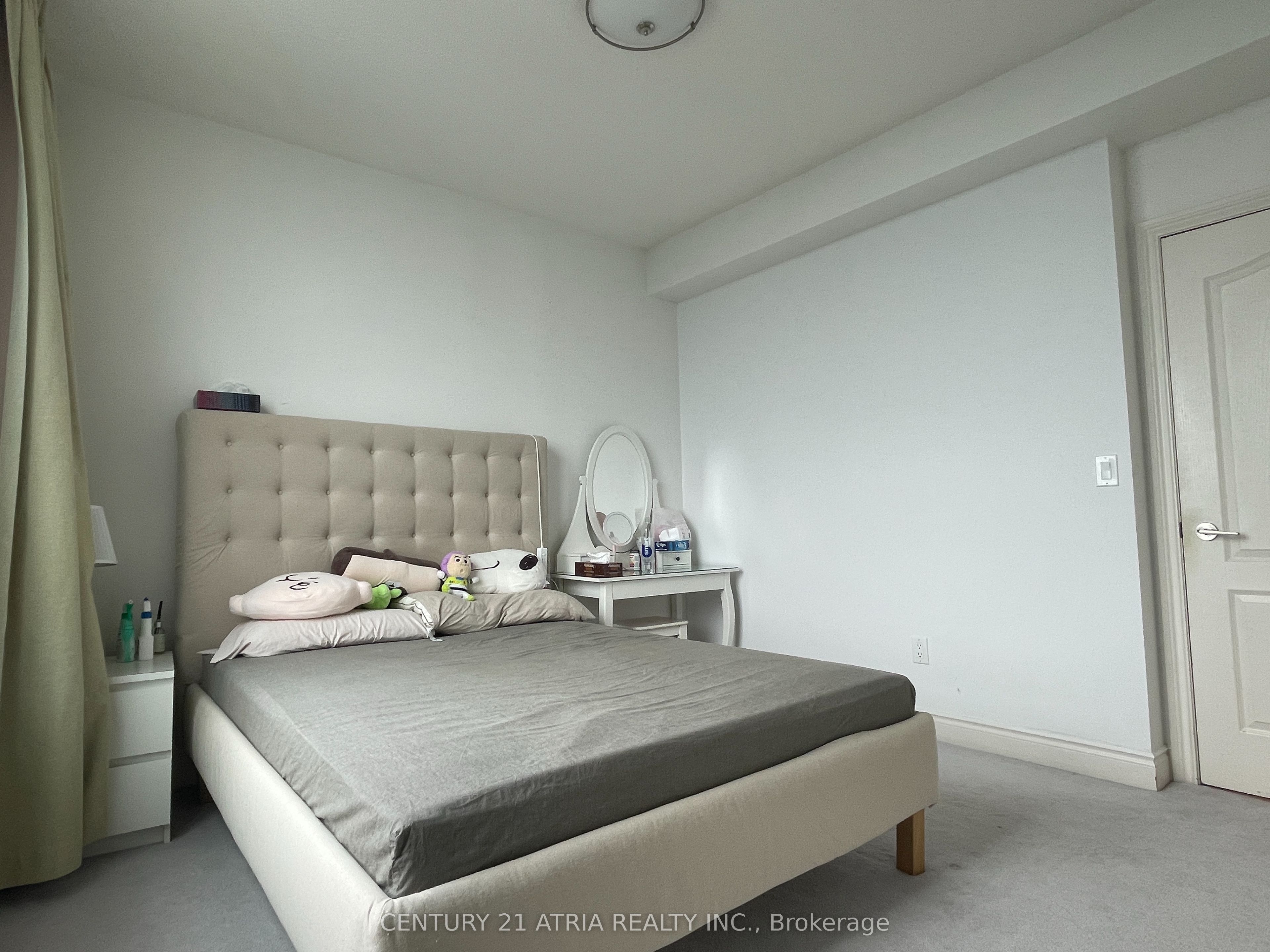 50 Brian Harrison Way PH3502, Toronto, ON M1P 5J4 photo 3
