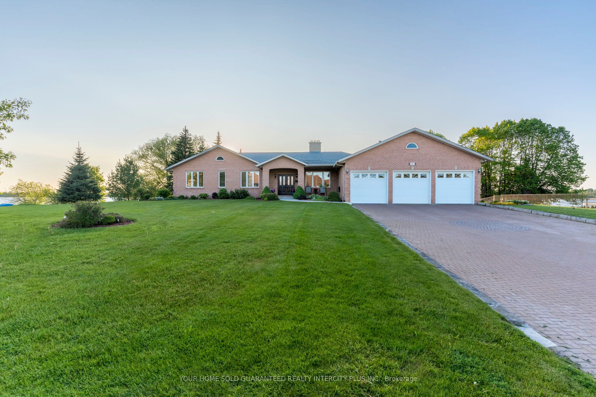 592 Fralick's Beach Road, Scugog, ON L9L 1B6 photo 2