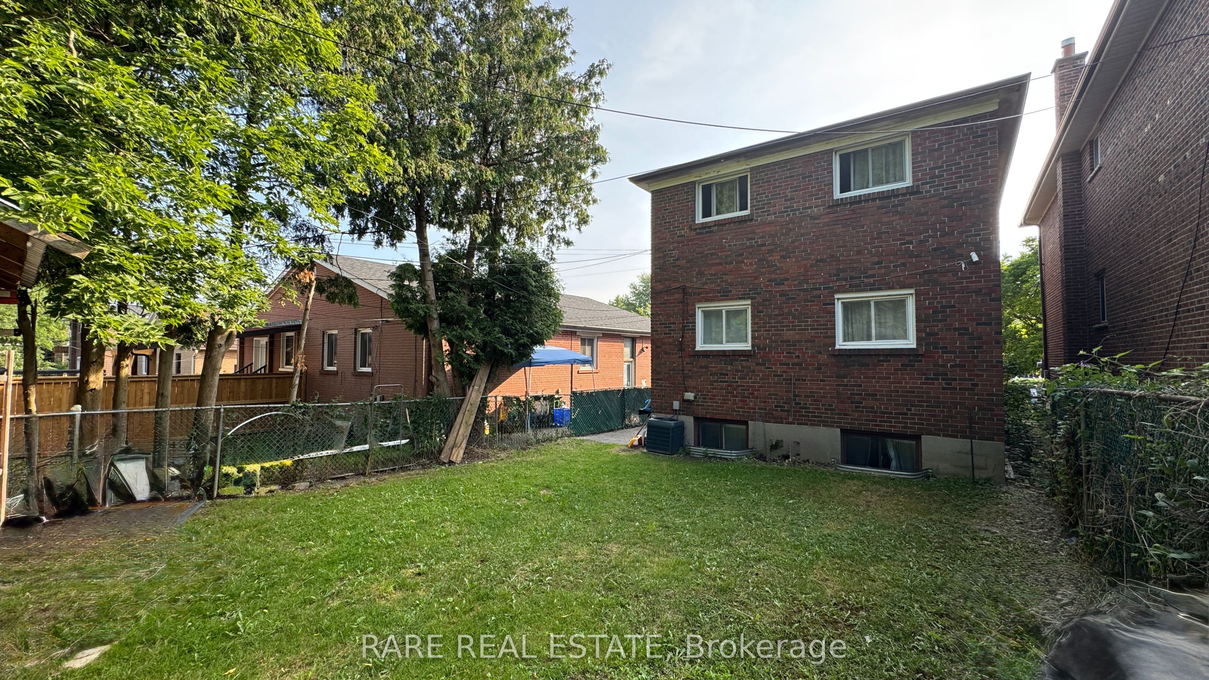 167 Magnolia Avenue, Toronto, ON M1K 3K7 photo 4