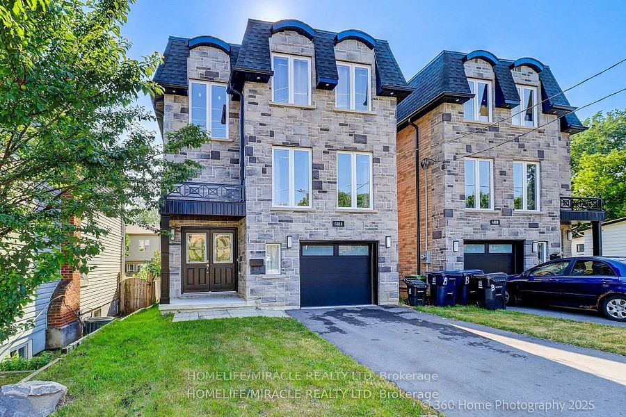 688A Midland Avenue, Toronto, ON M1K 4C6 photo 2