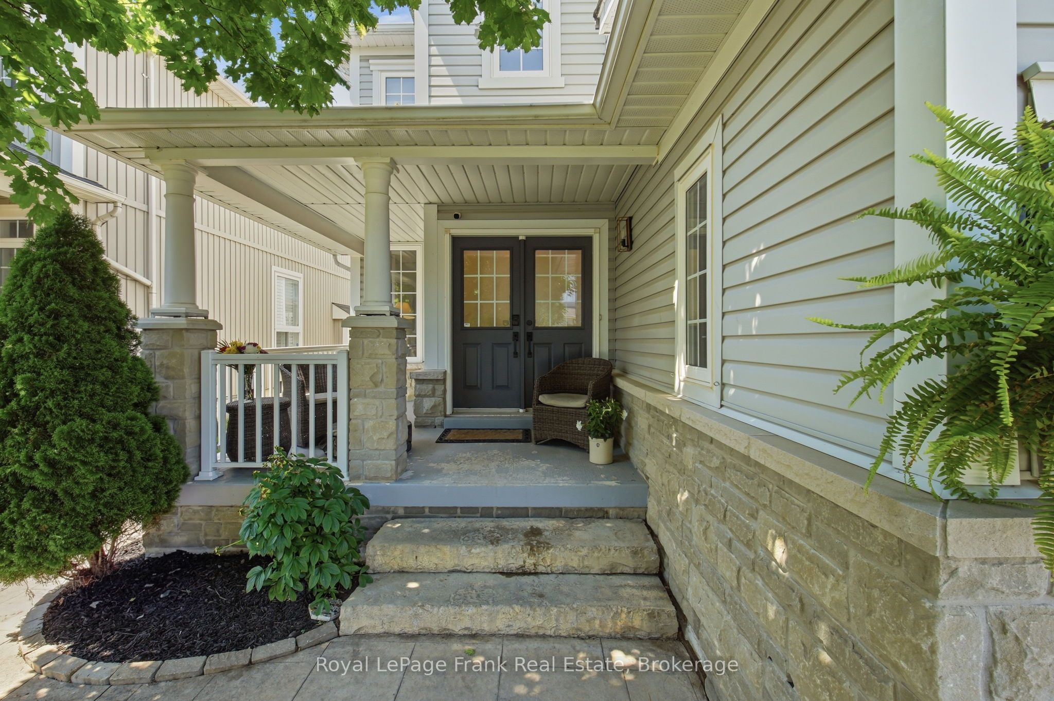 12 Princeton Court, Whitby, ON L1M 2M3 photo 3